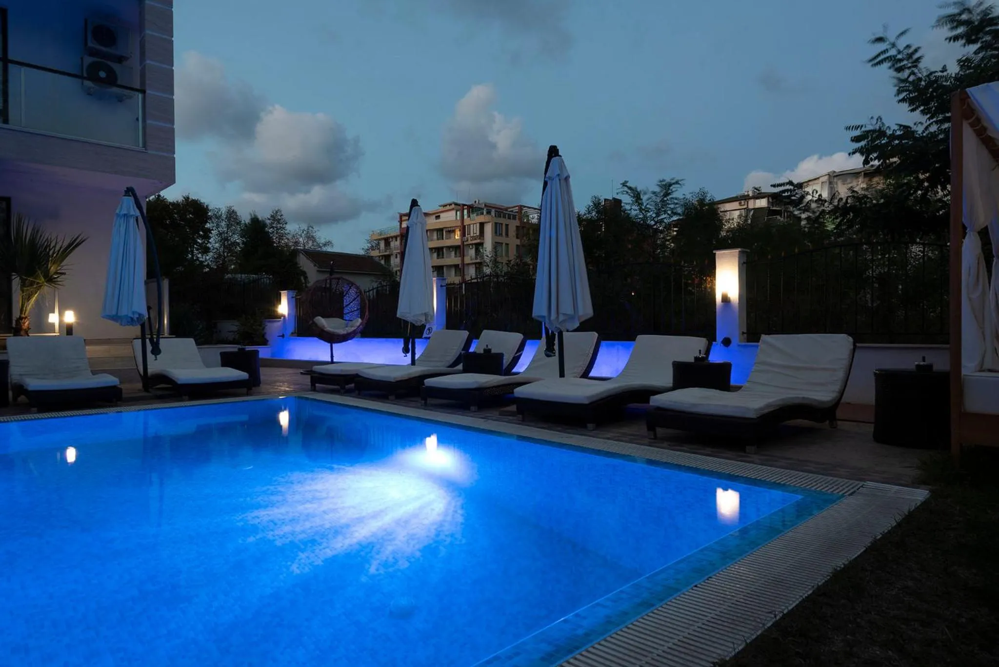 Swimming pool in Green Paradise Deluxe Apartments