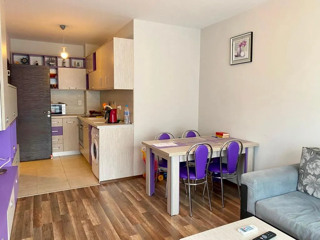 Kitchen or kitchenette in Green Paradise Deluxe Apartments