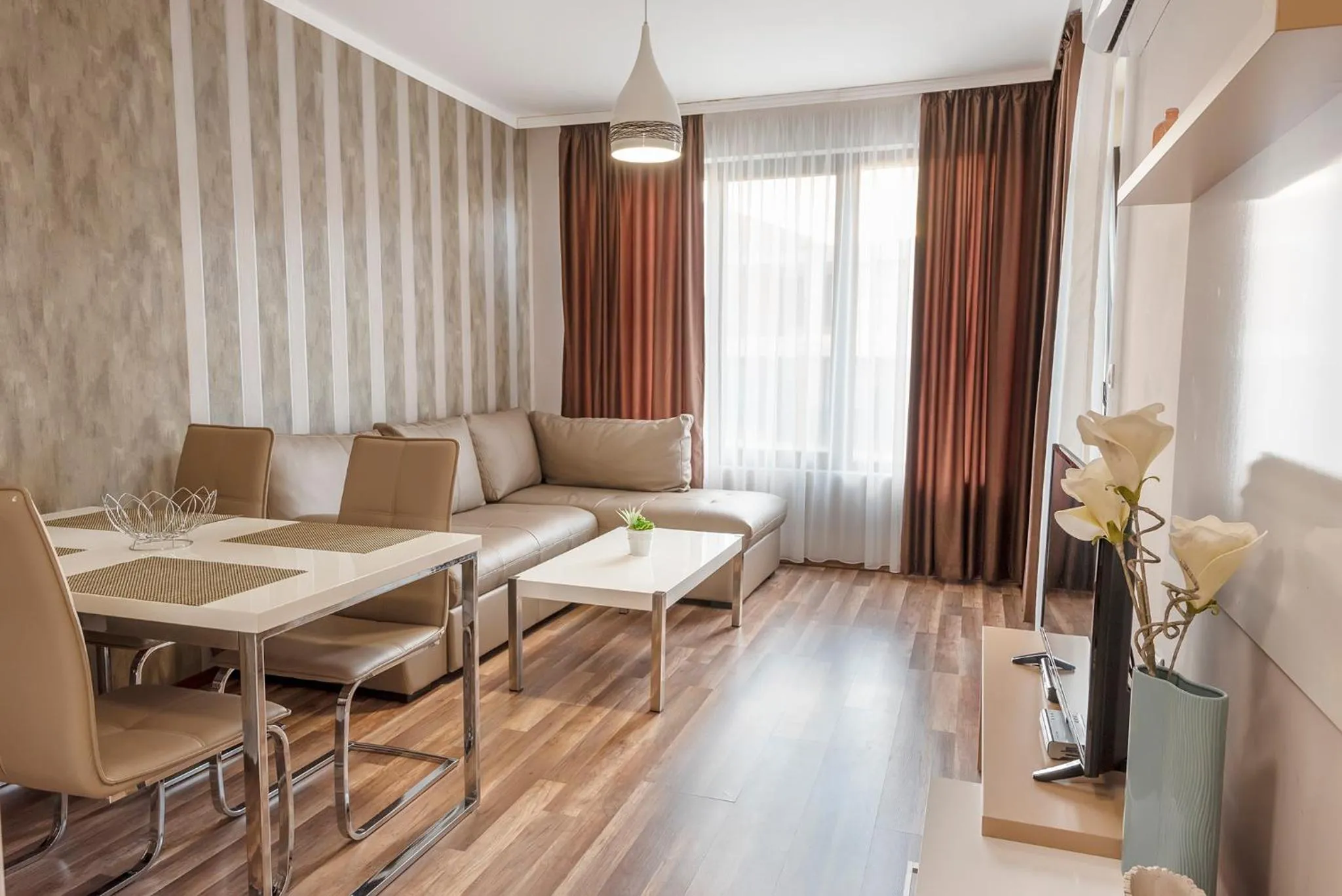 Living room in Green Paradise Deluxe Apartments