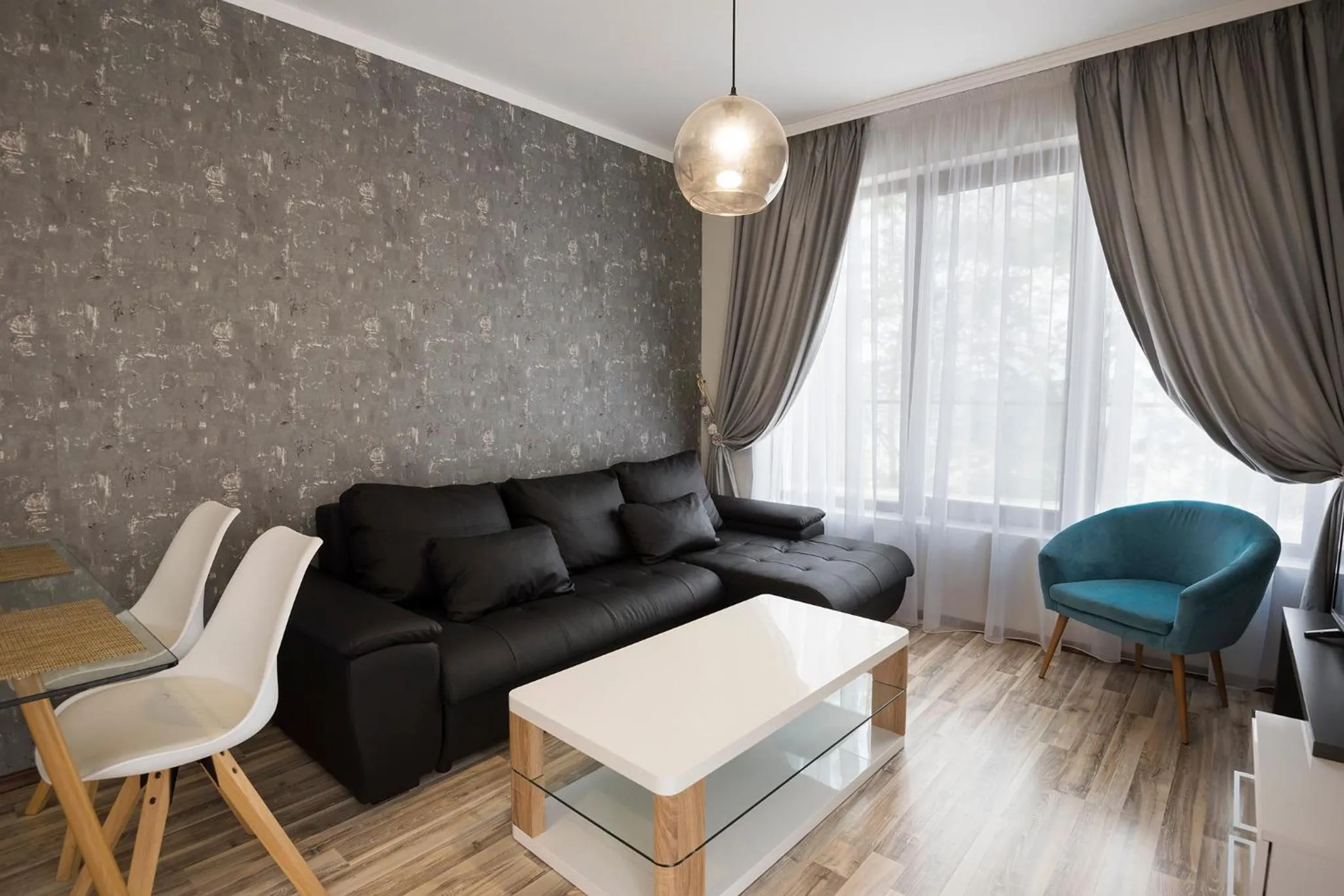 Living room in Green Paradise Deluxe Apartments