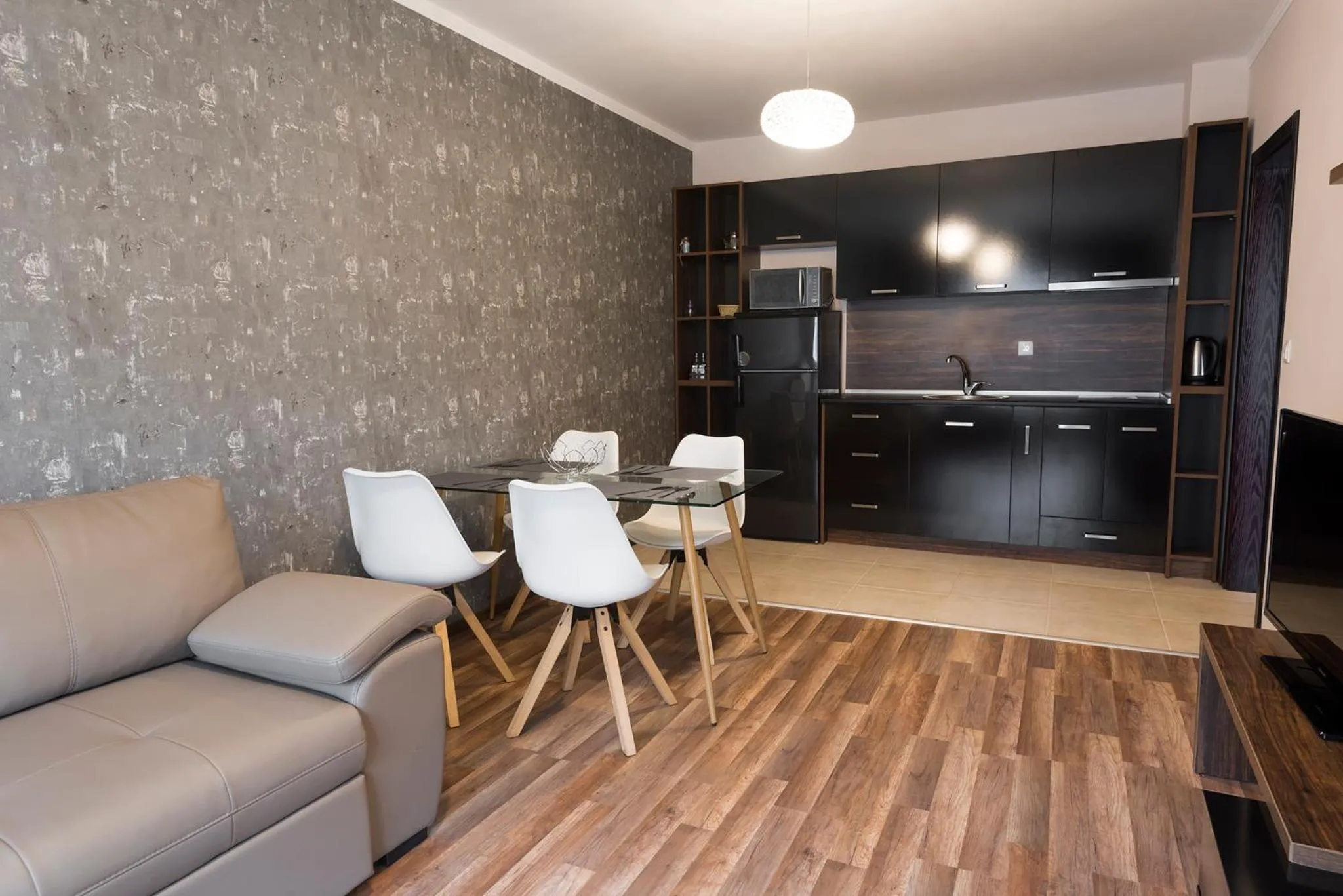 Living room in Green Paradise Deluxe Apartments