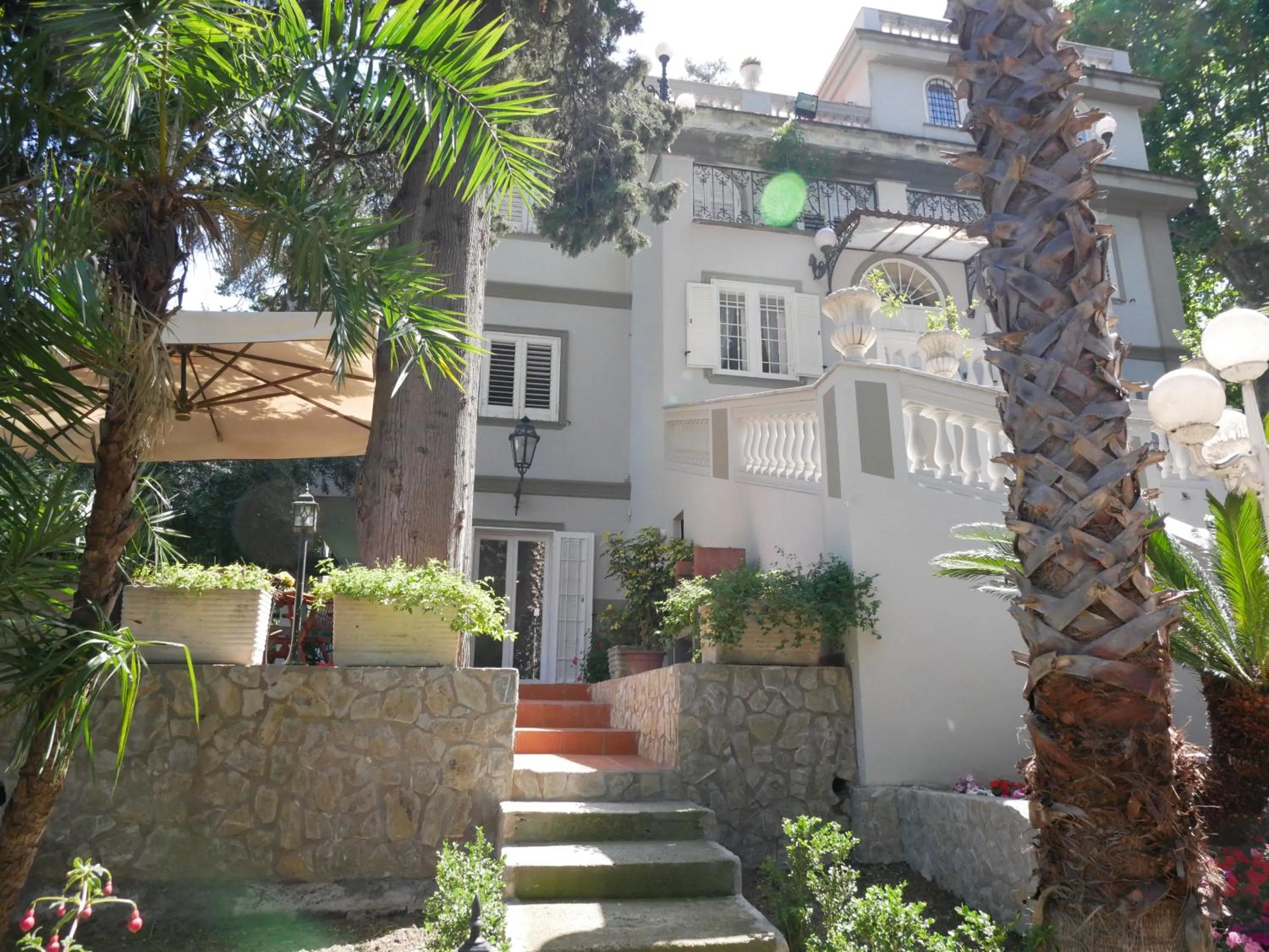 Facade/entrance in Du Parc Boutique Home