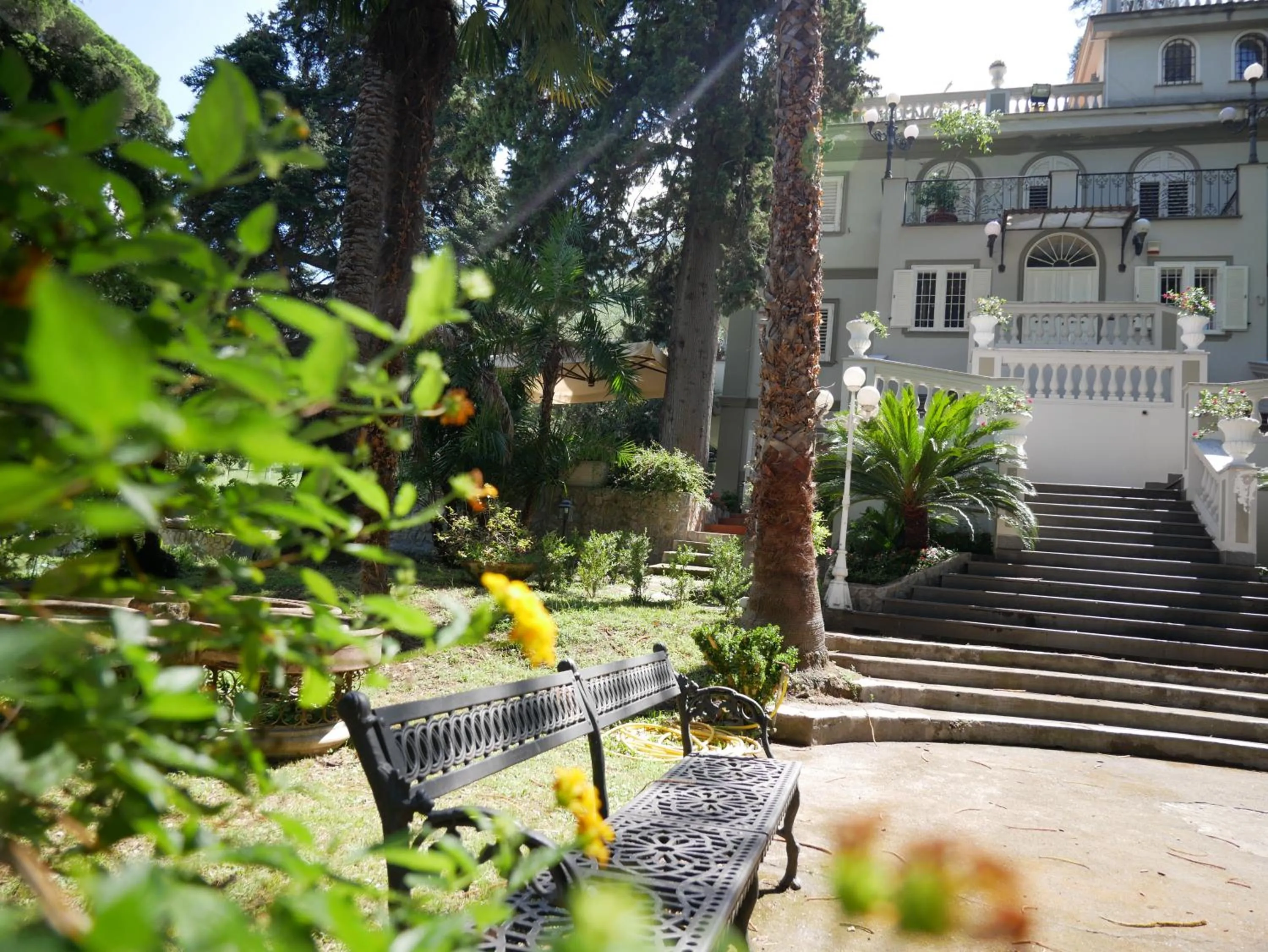 Facade/entrance in Du Parc Boutique Home
