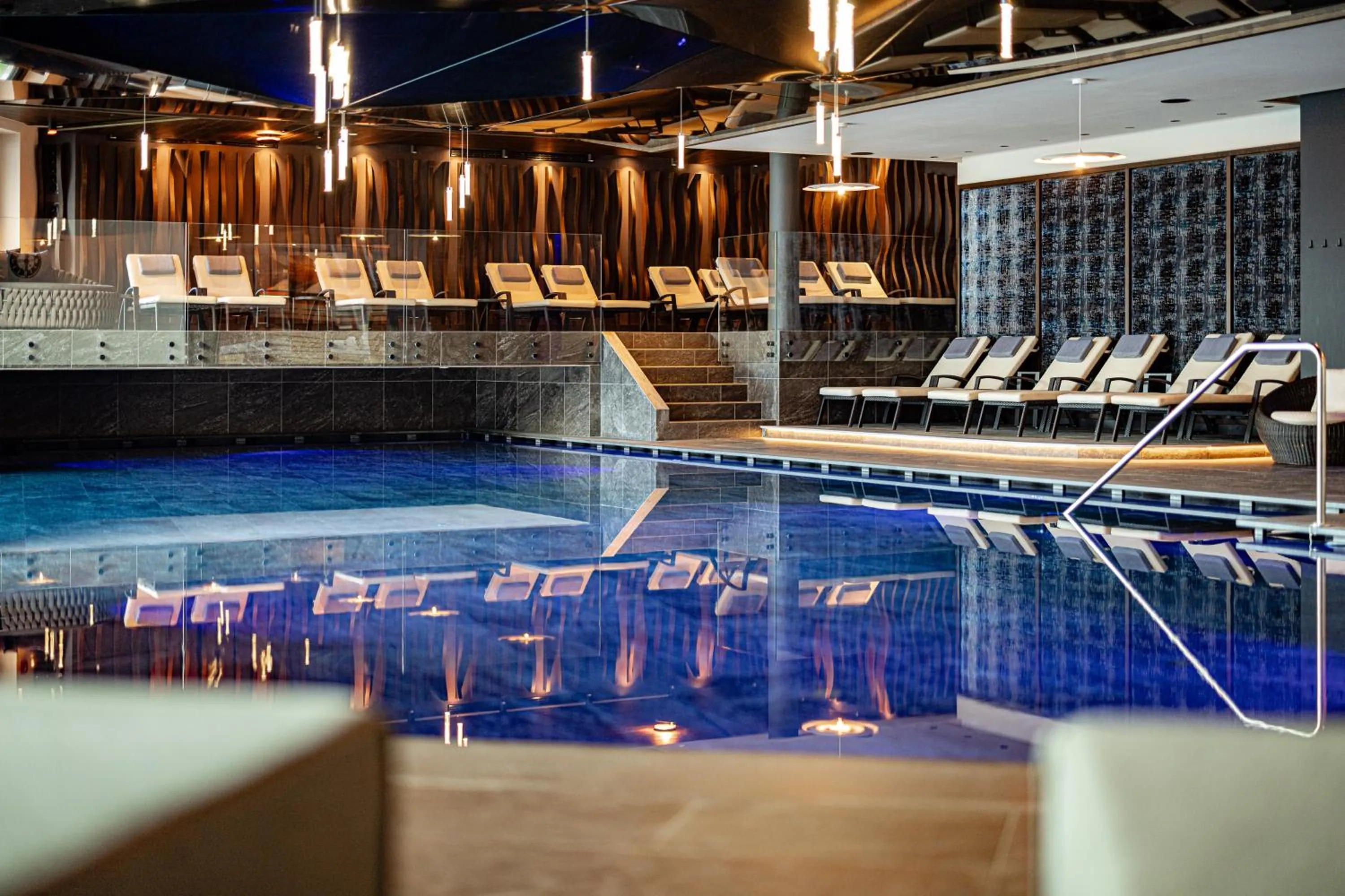 Swimming pool in Leitgam Adults Only Hotel