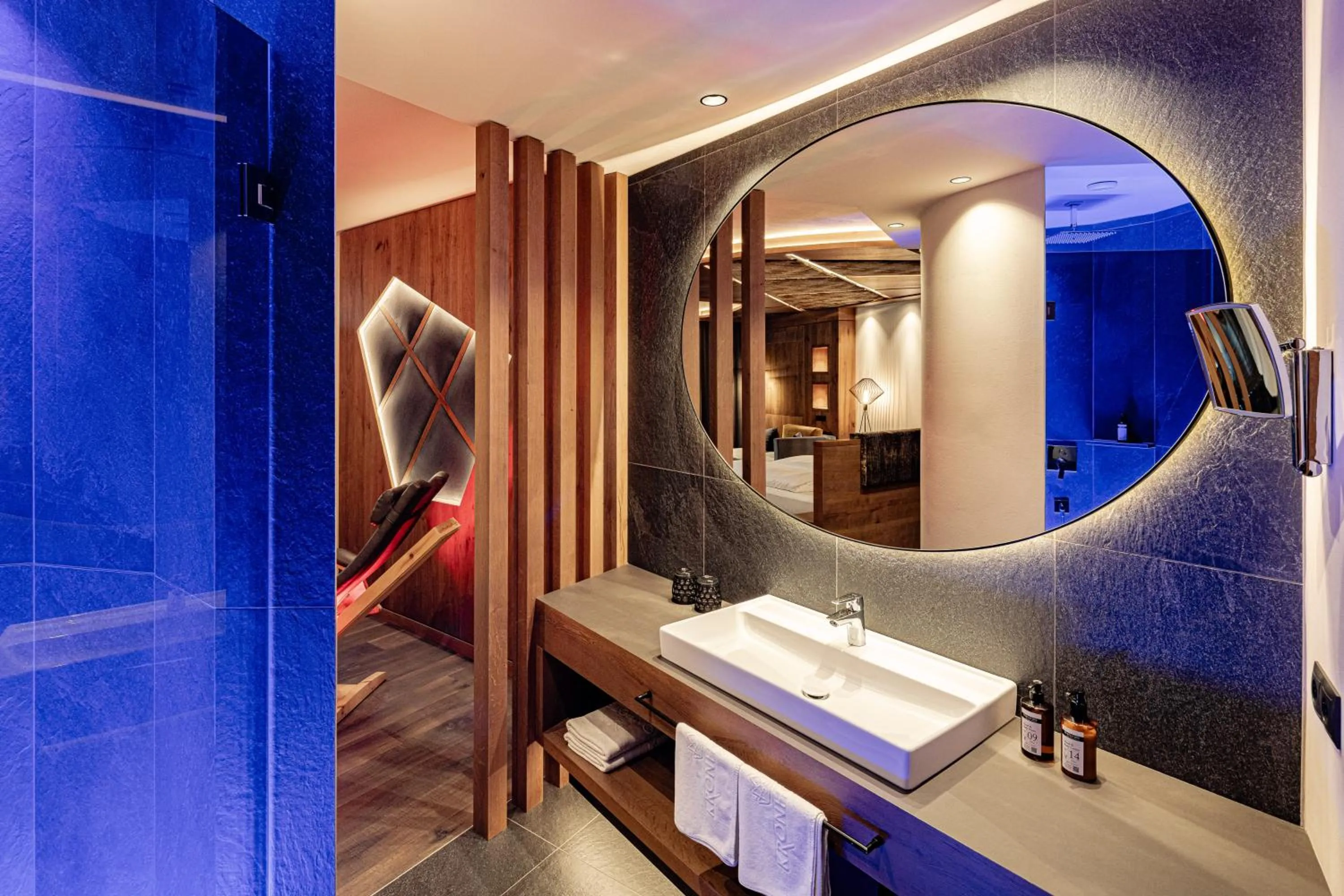 Bathroom in Leitgam Adults Only Hotel