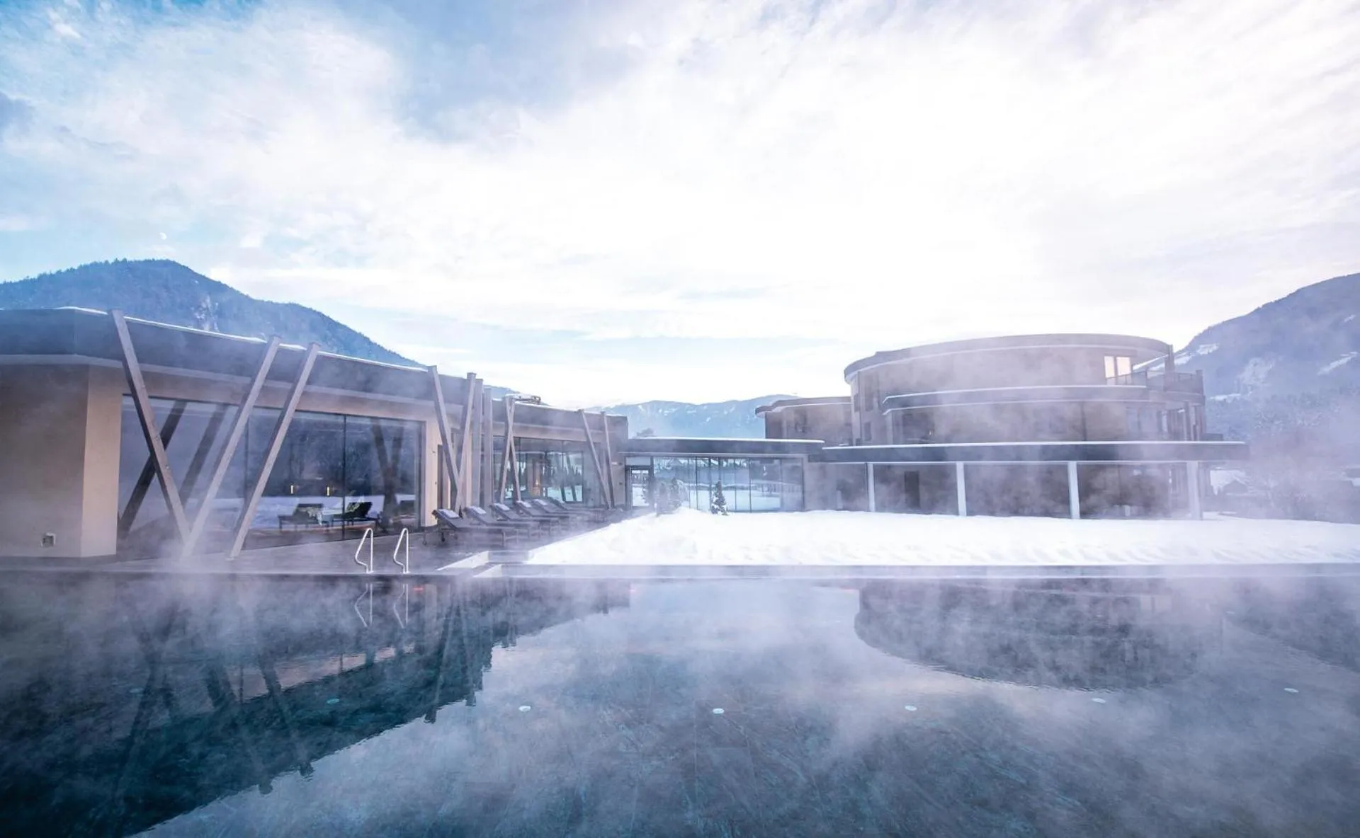 Swimming pool in Leitgam Adults Only Hotel