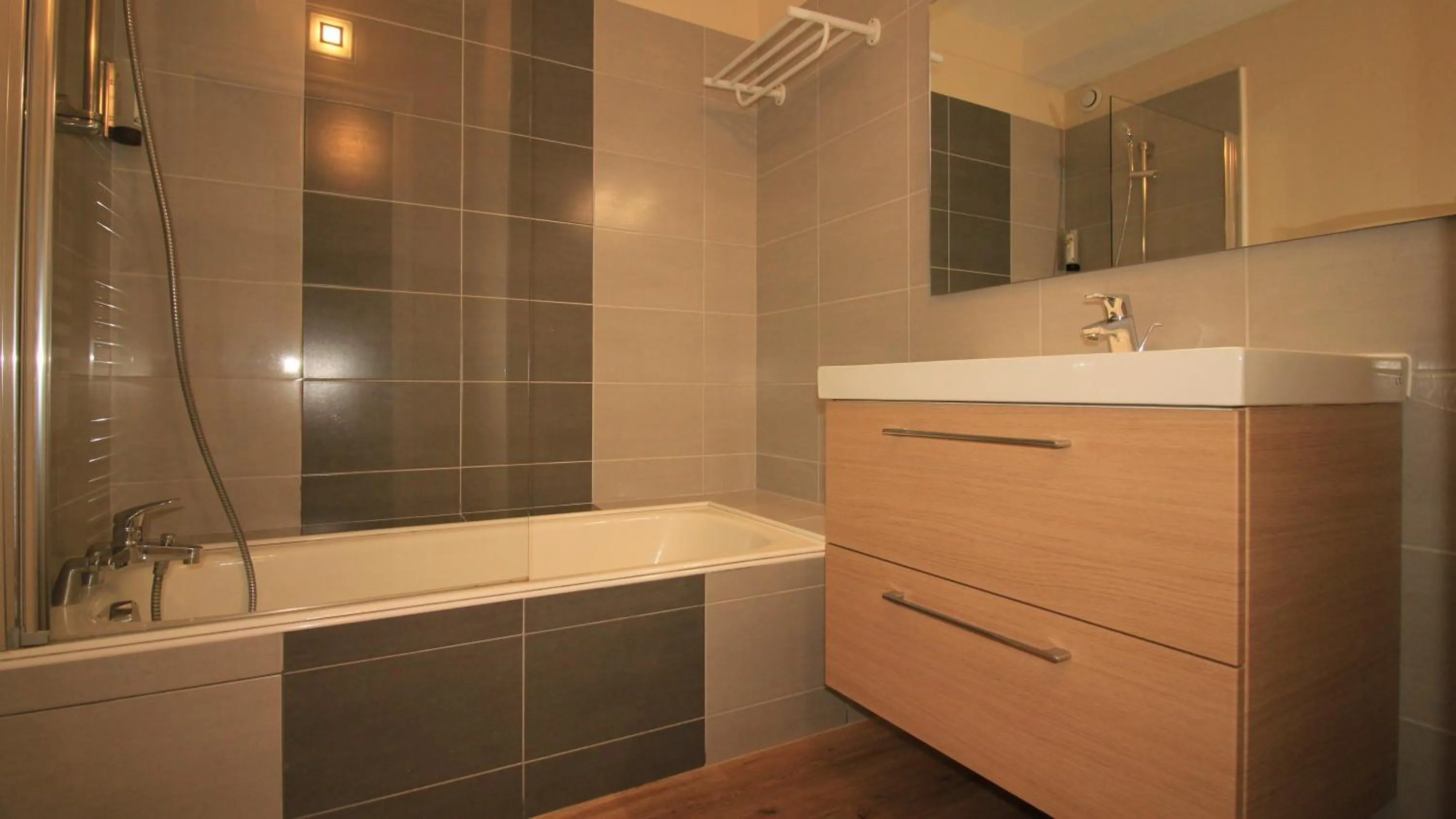 Bathroom in Logis Hôtel Lodge La Valette