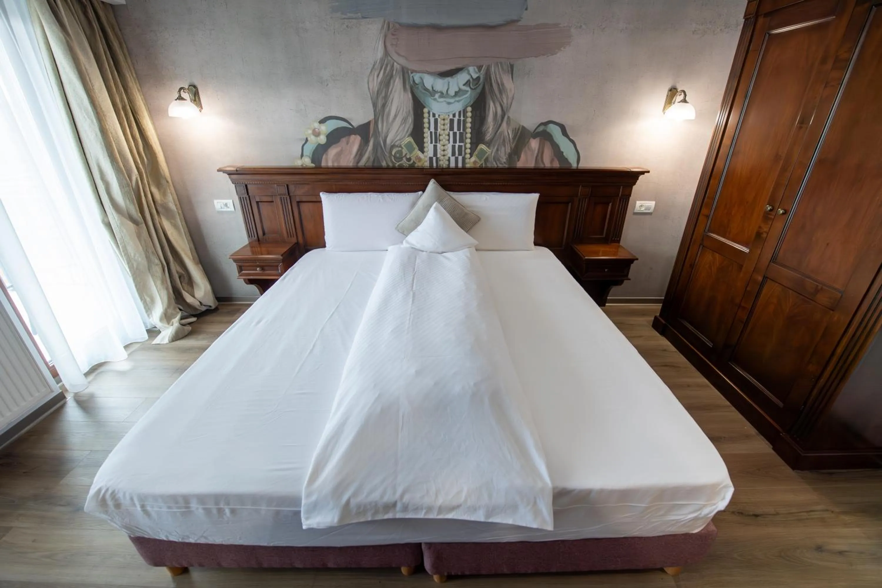 Photo of the whole room, Bed in Nora Prestige