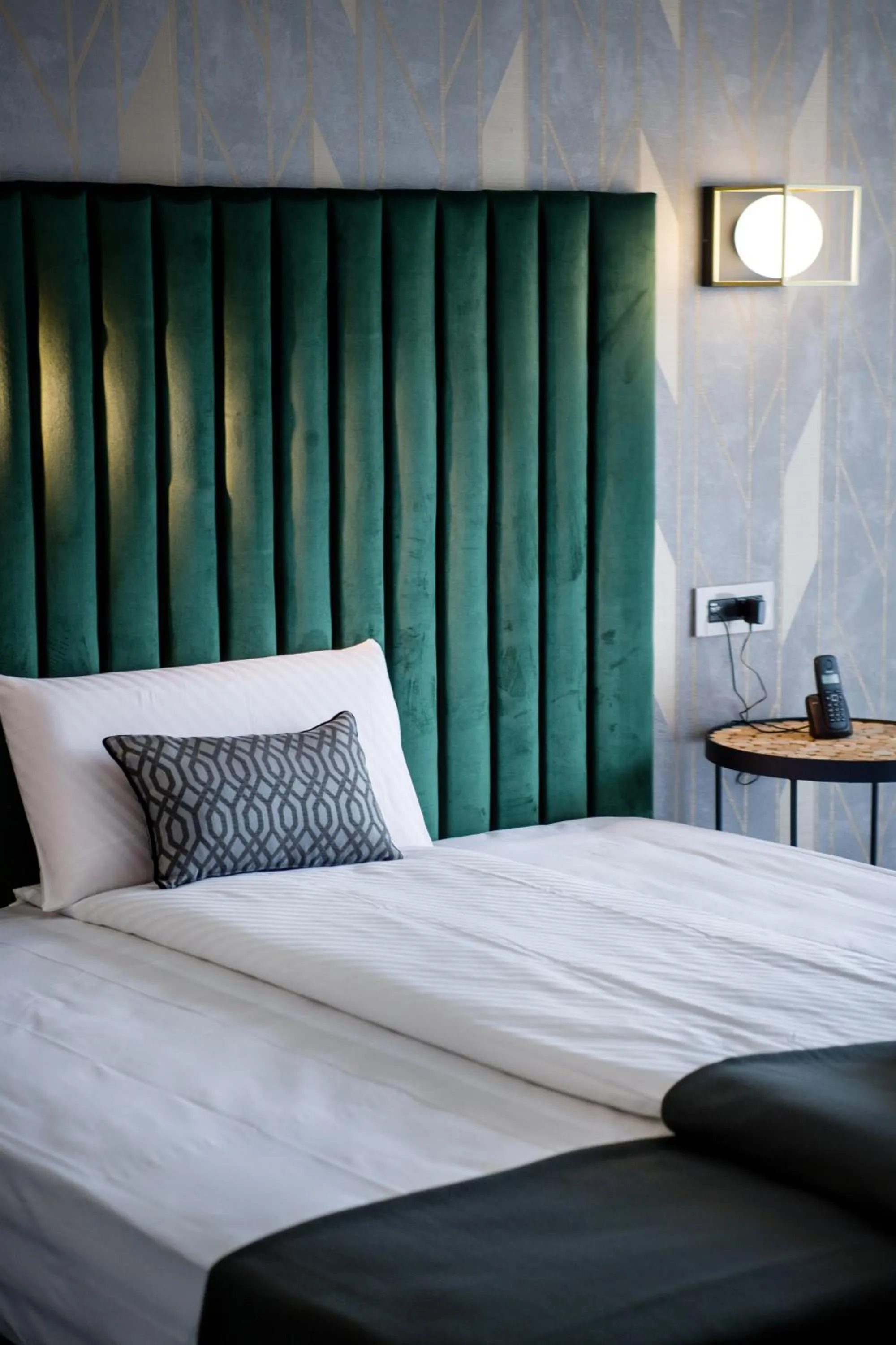 Bedroom, Bed in Nora Prestige