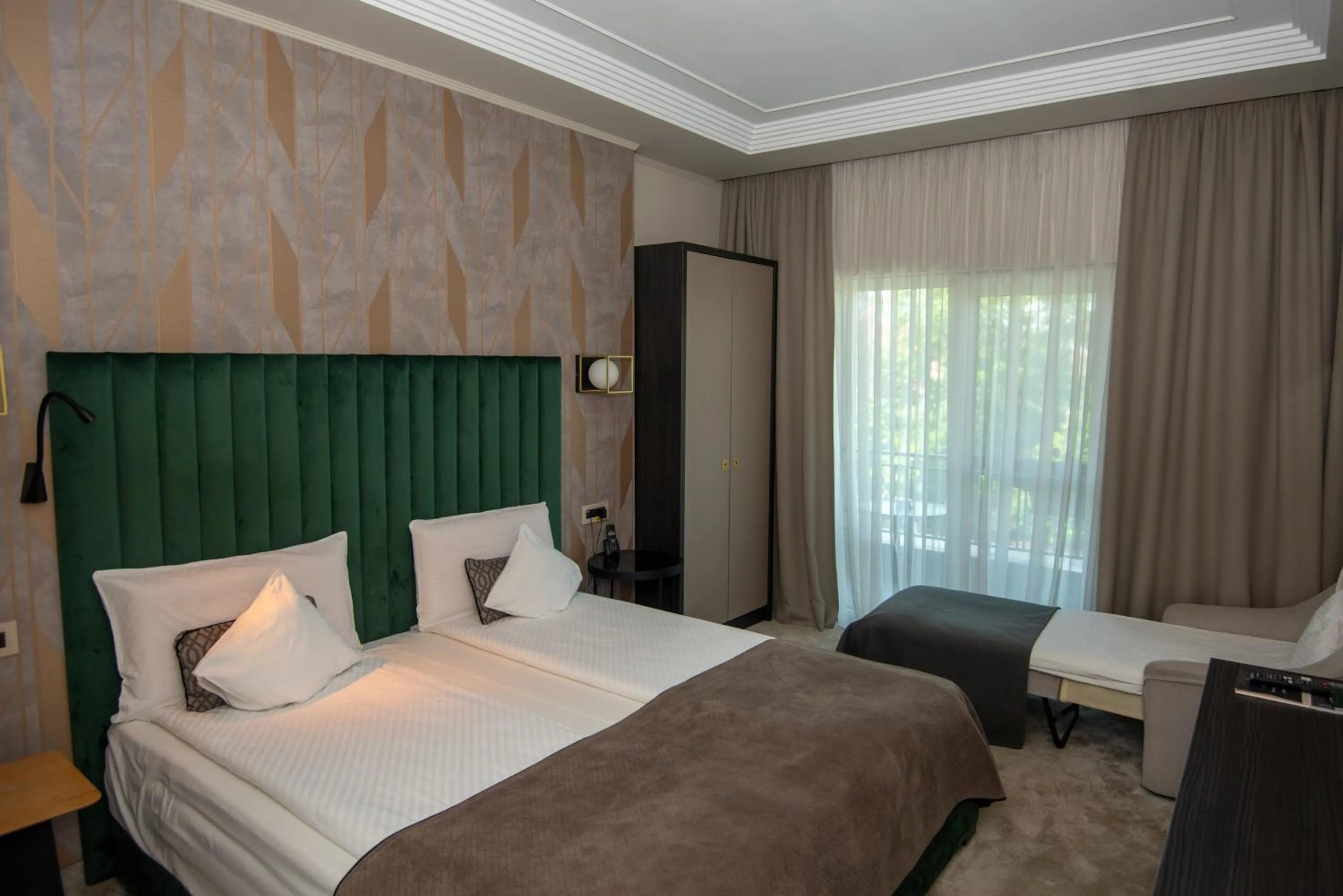 Bed in Nora Prestige