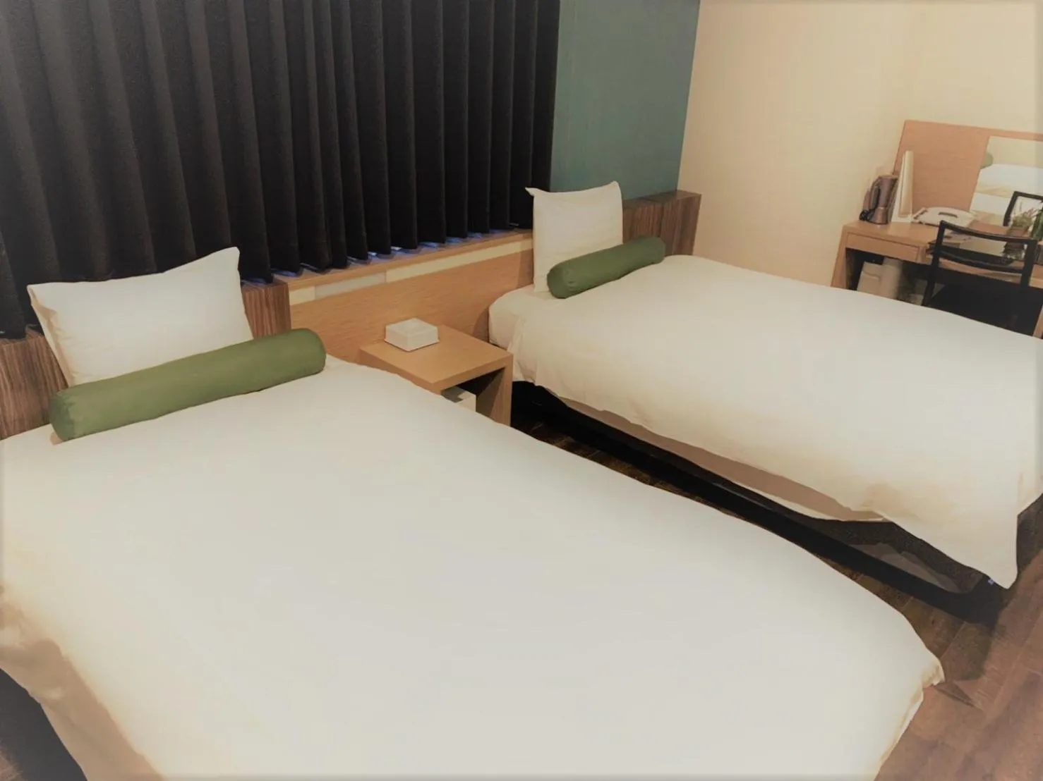 Bed in Sonezaki Luxe Hotel