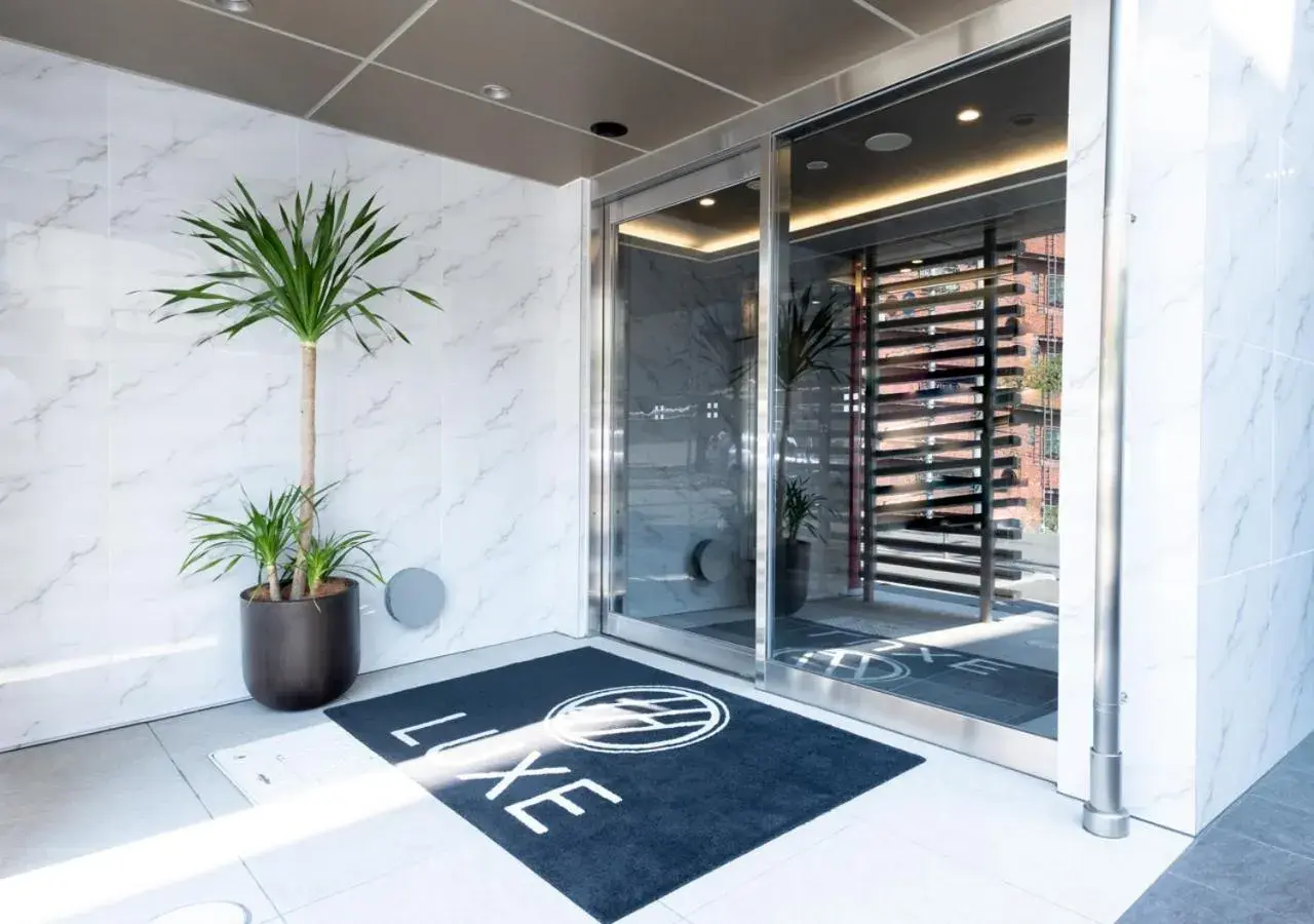 Facade/entrance in Sonezaki Luxe Hotel Facade/entrance in Sonezaki Luxe Hotel