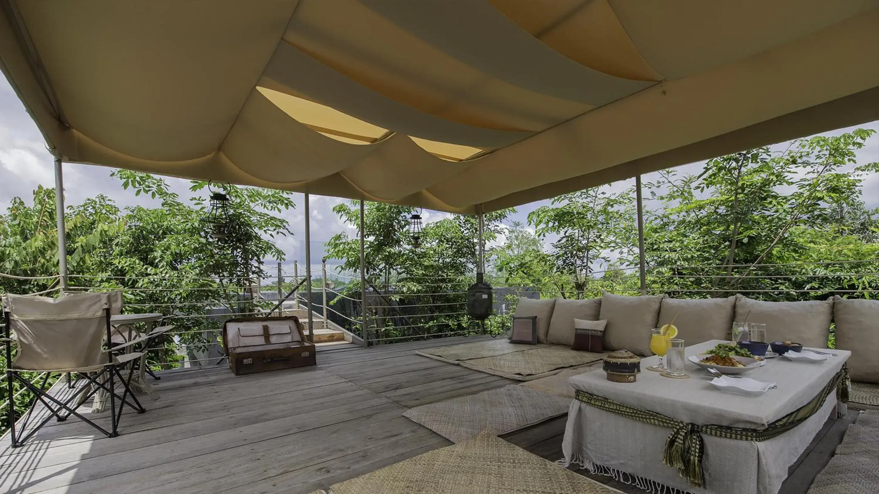 Swimming pool in The Beige Swimming pool in The Beige