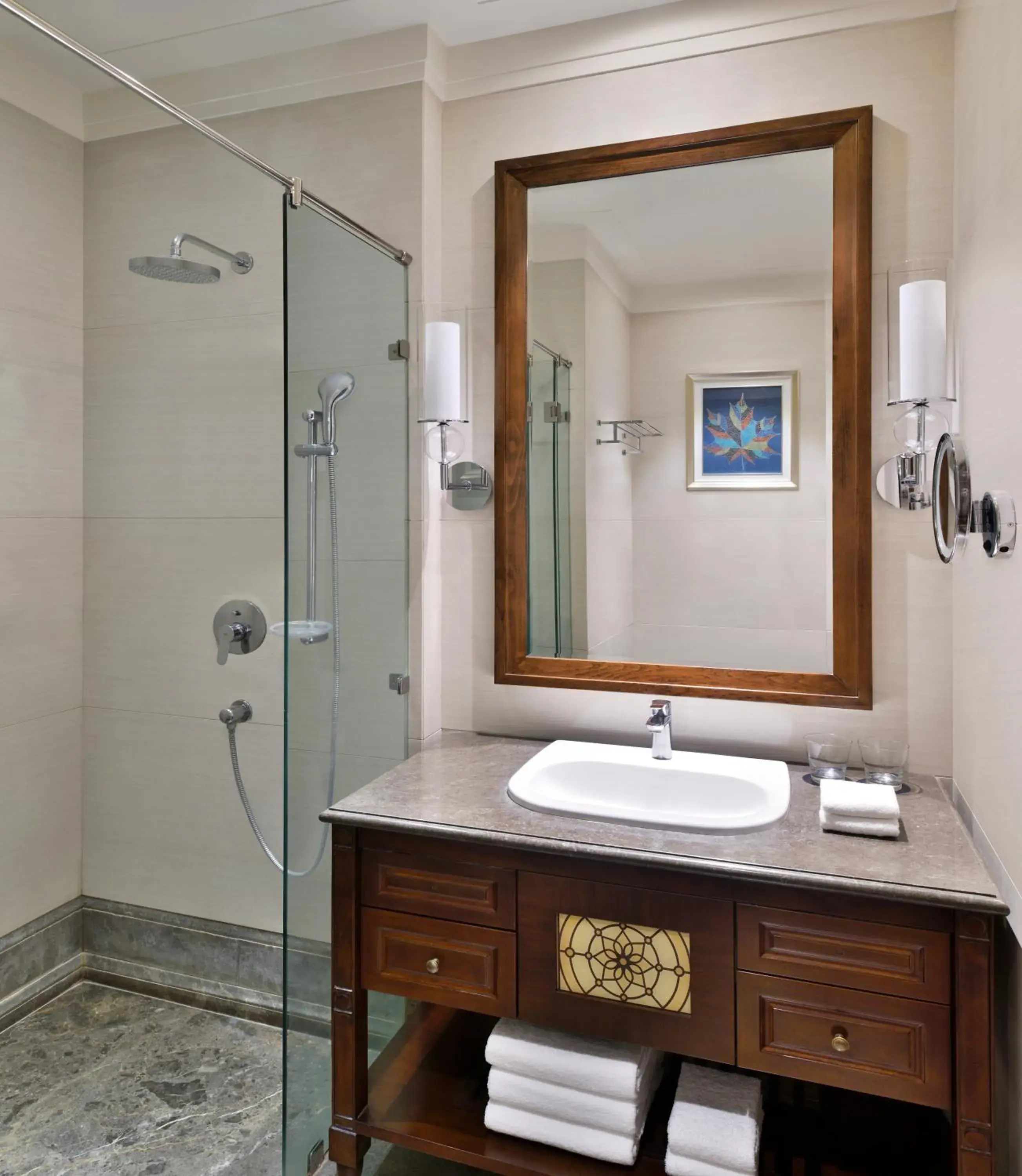 Deluxe Twin, Guest room, 2 Twin/Single Bed(s), Sofa bed - single occupancy in Sheraton Grand Palace Indore Deluxe Twin, Guest room, 2 Twin/Single Bed(s), Sofa bed - single occupancy in Sheraton Grand Palace Indore