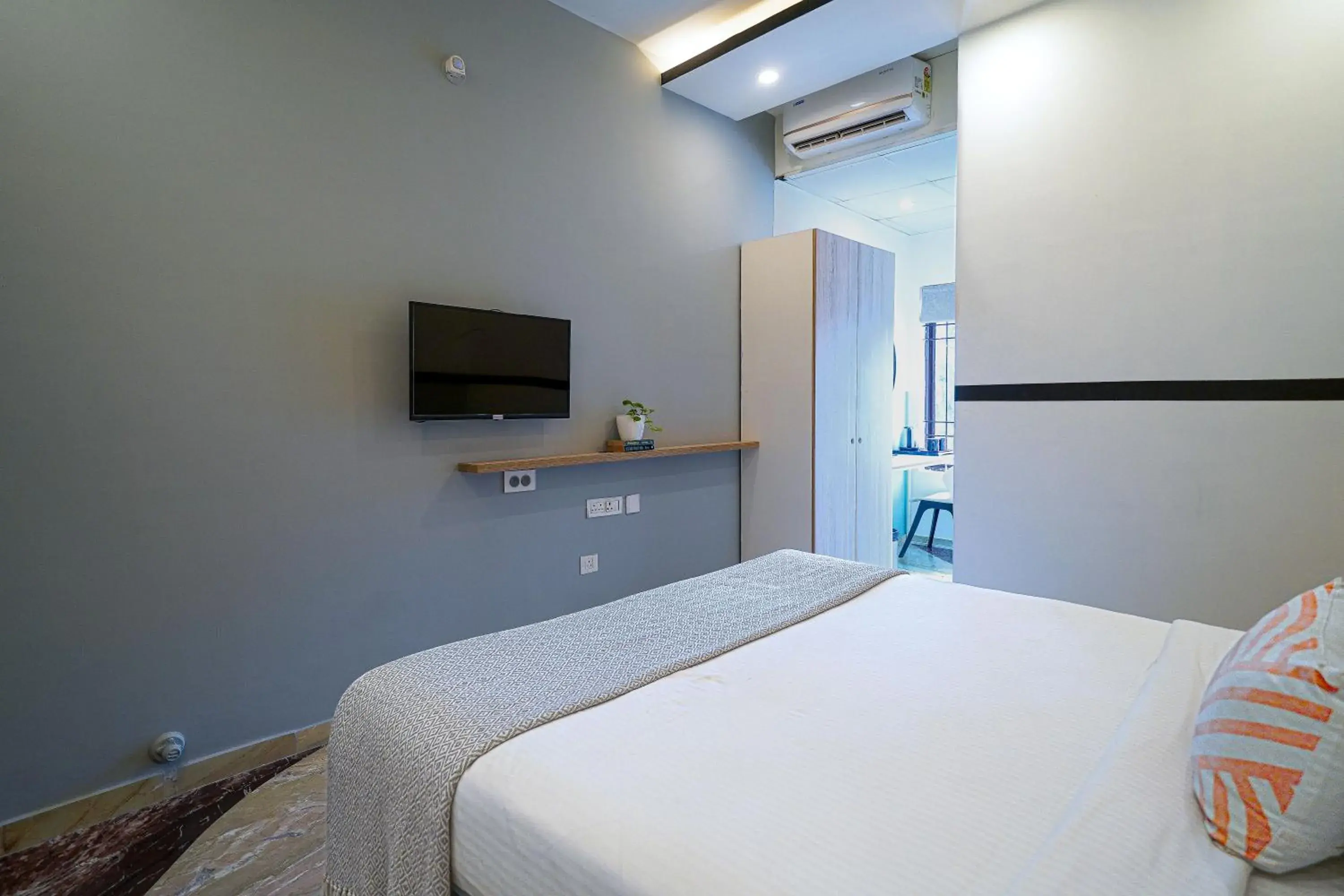 Bedroom, Bed in Olive Zip Golflinks by Embassy Group Bedroom, Bed in Olive Zip Golflinks by Embassy Group