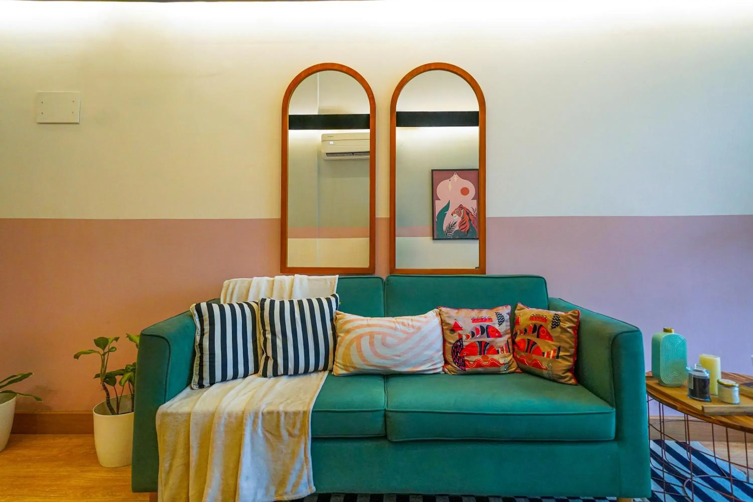 Lobby or reception in Olive Zip Golflinks by Embassy Group Lobby or reception in Olive Zip Golflinks by Embassy Group