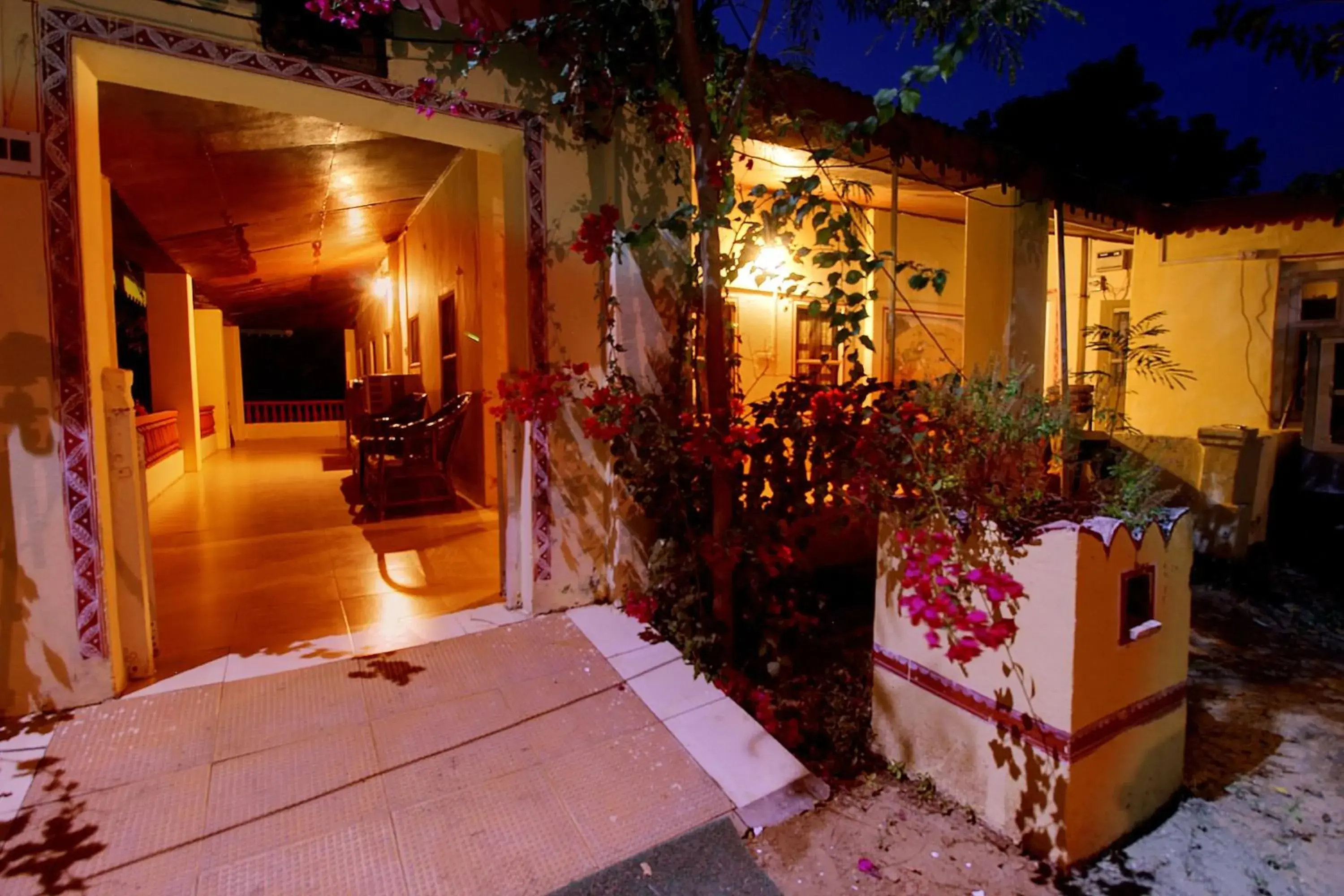 Facade/entrance in Bhadrawati - A Riverside Safari Lodge Ranthambore Facade/entrance in Bhadrawati - A Riverside Safari Lodge Ranthambore