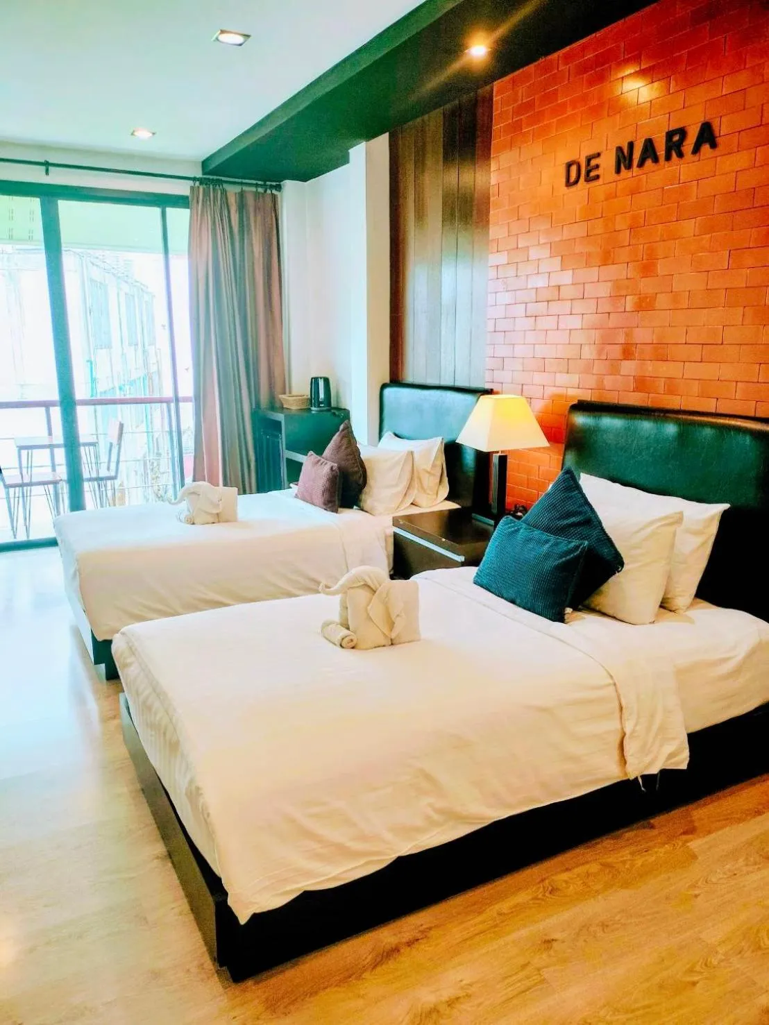 Bed in Hotel De Nara