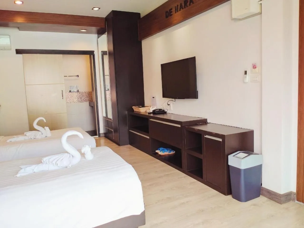 Bed in Hotel De Nara