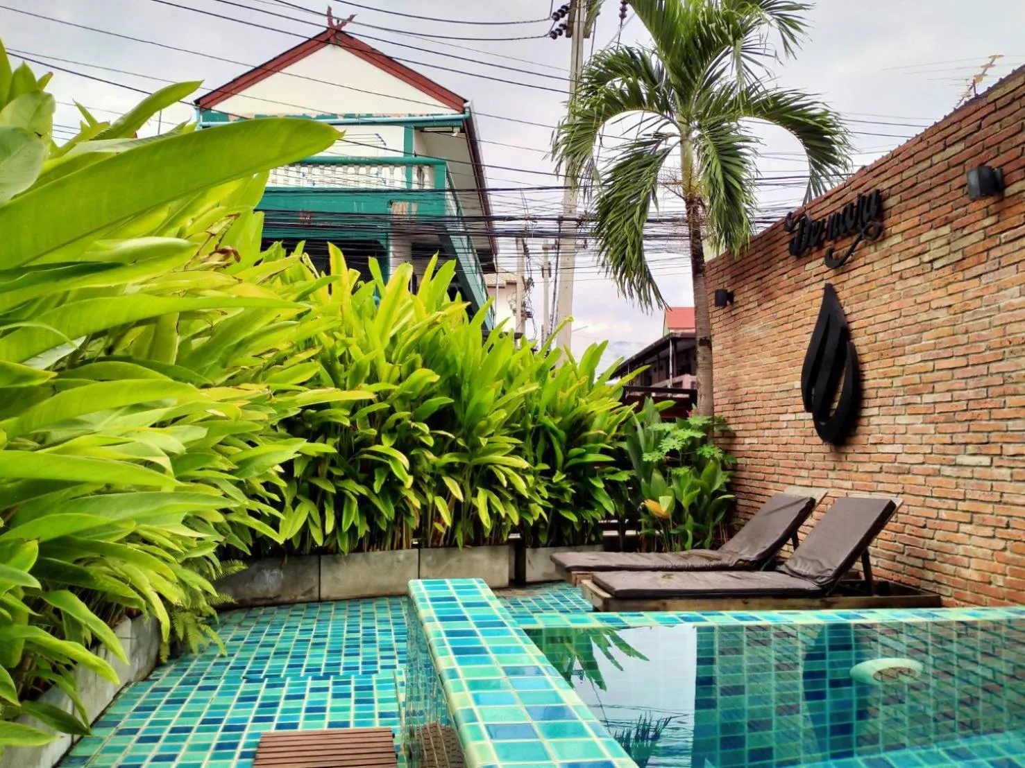 Pool view in Hotel De Nara