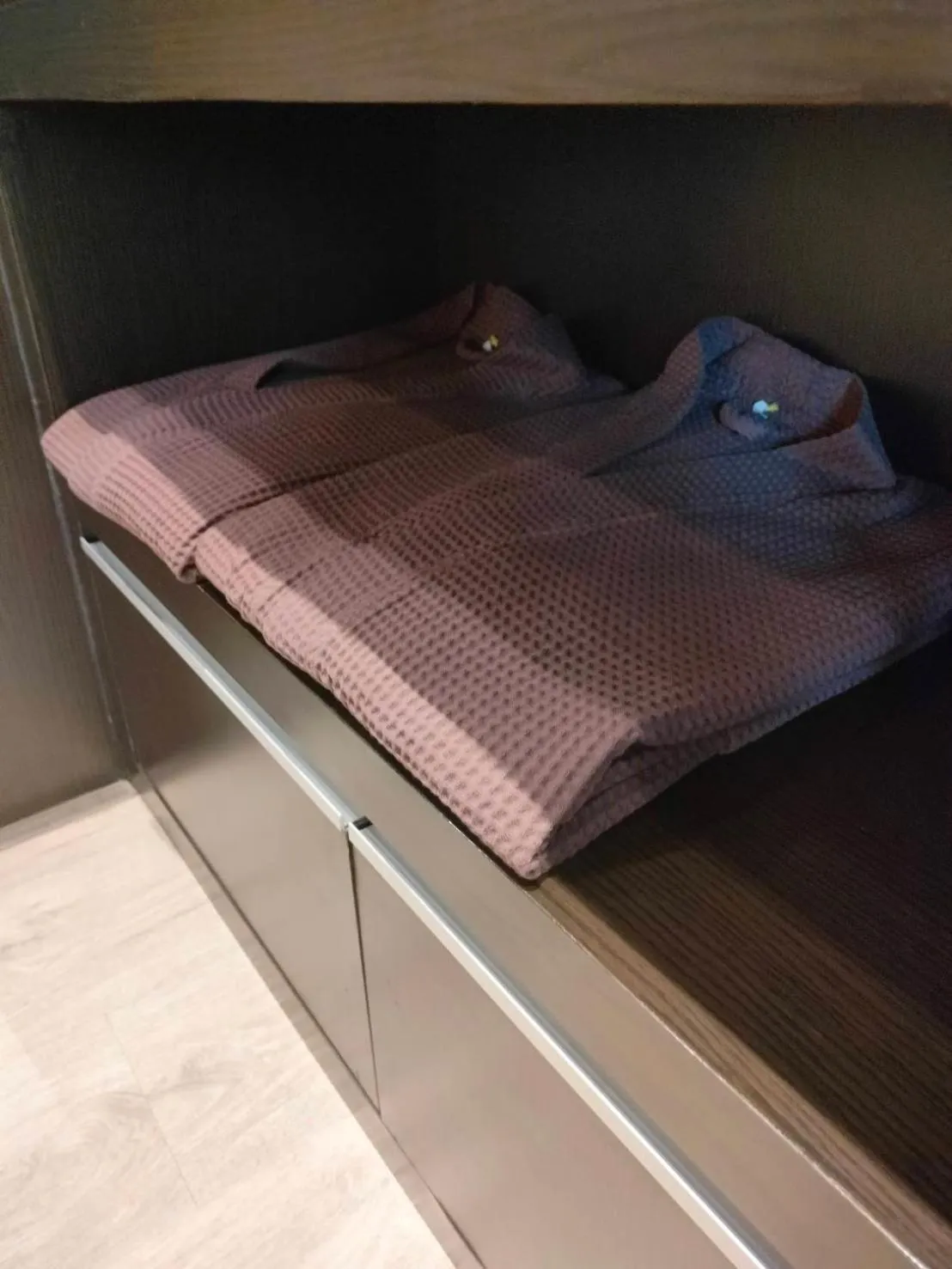 Bed in Hotel De Nara