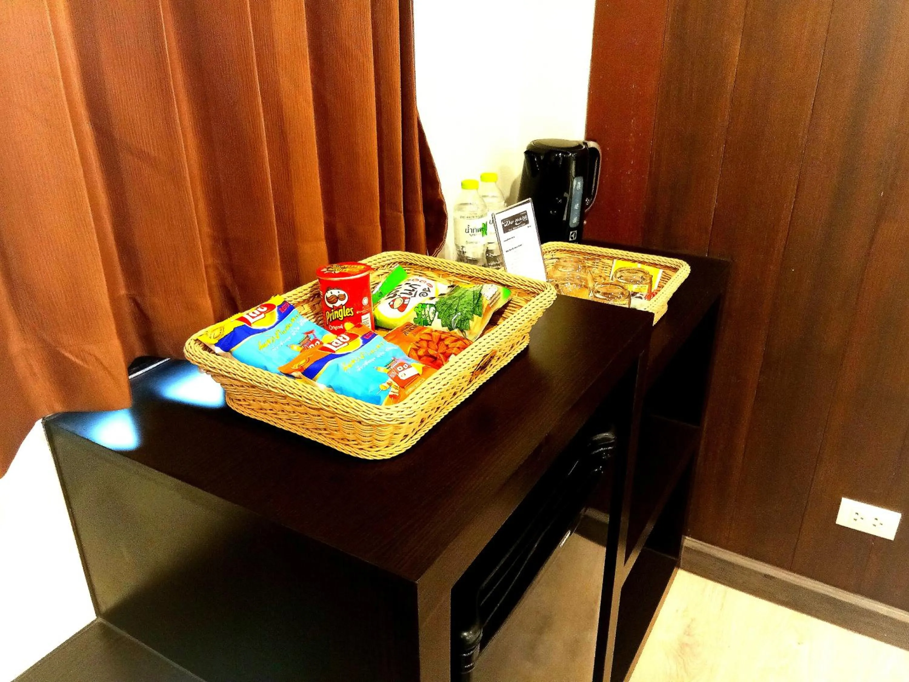 Coffee/tea facilities in Hotel De Nara