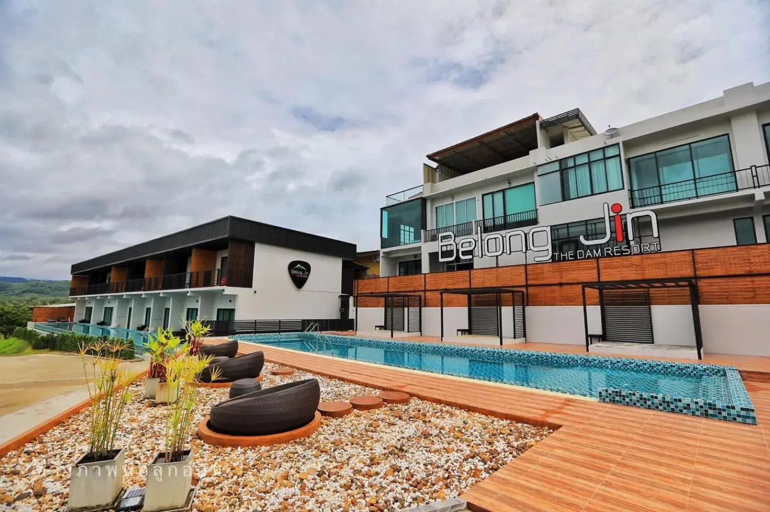 Swimming pool in Belong Jin The Dam Hotel And Resort Swimming pool in Belong Jin The Dam Hotel And Resort