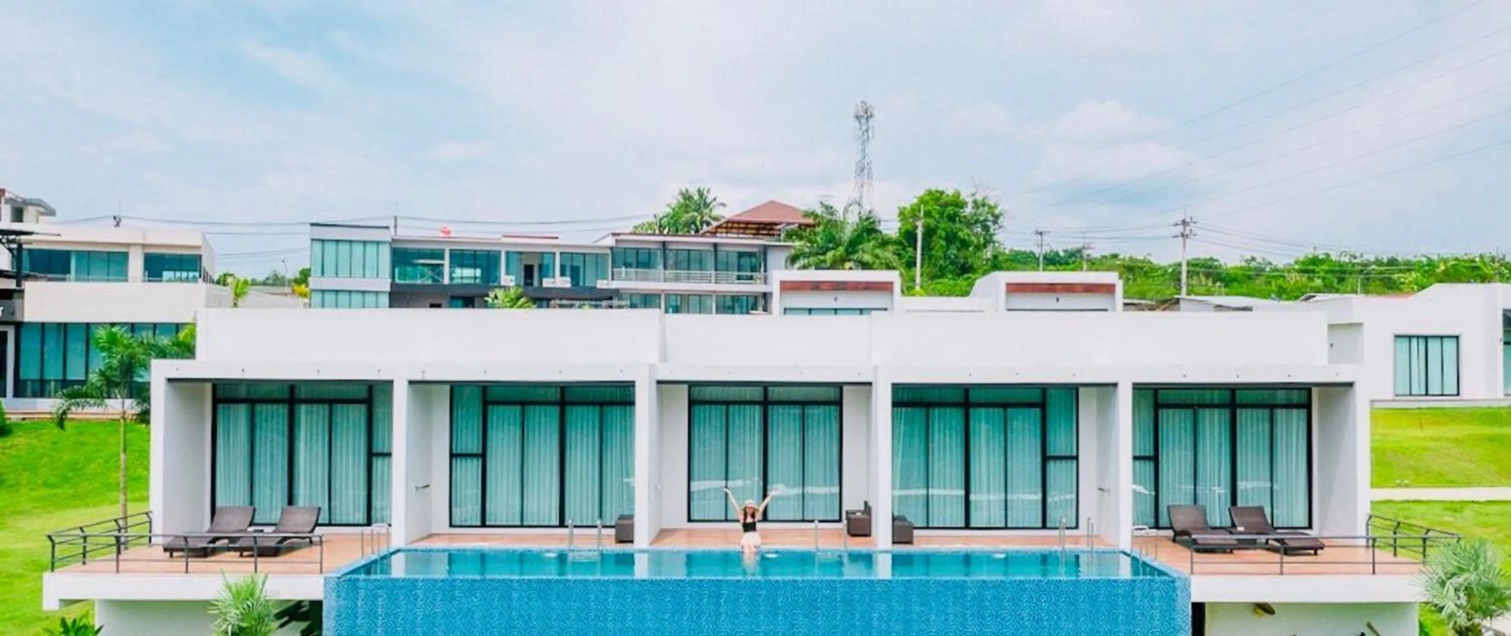 Property building in Belong Jin The Dam Hotel And Resort