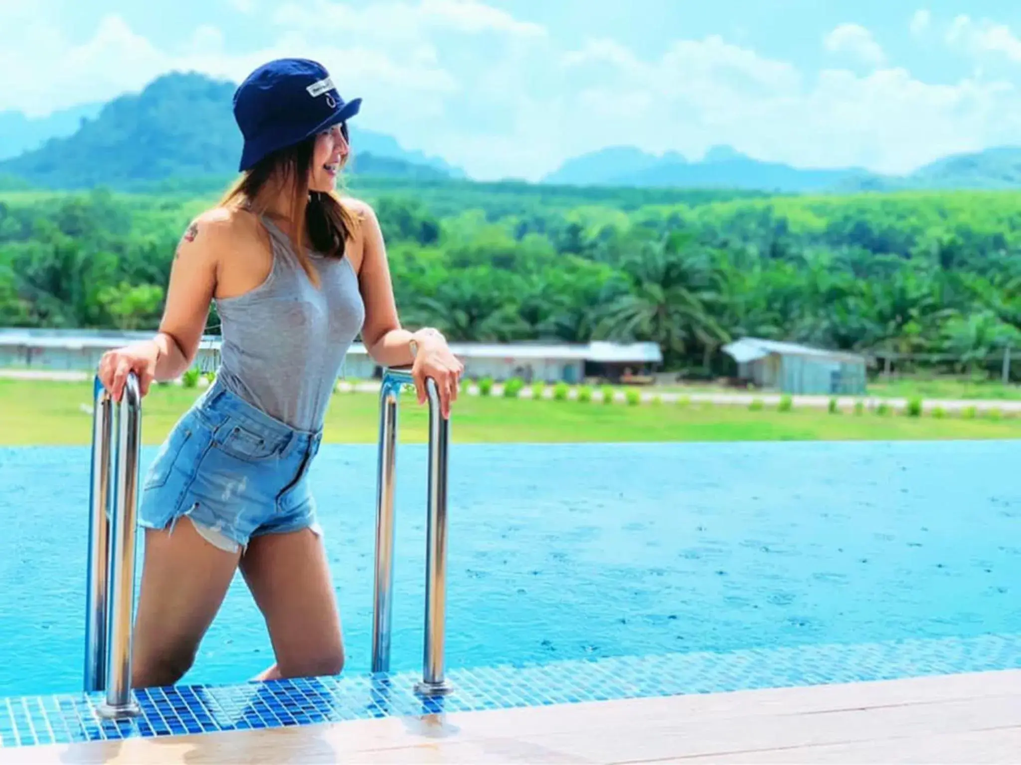 Swimming pool in Belong Jin The Dam Hotel And Resort Swimming pool in Belong Jin The Dam Hotel And Resort