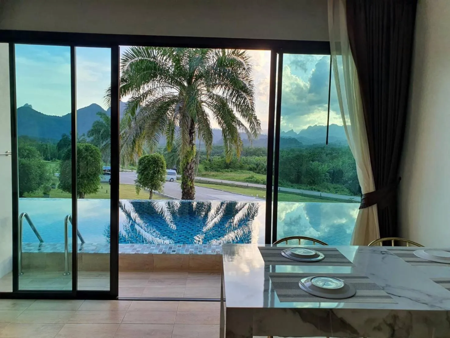 Inner courtyard view in Belong Jin The Dam Hotel And Resort