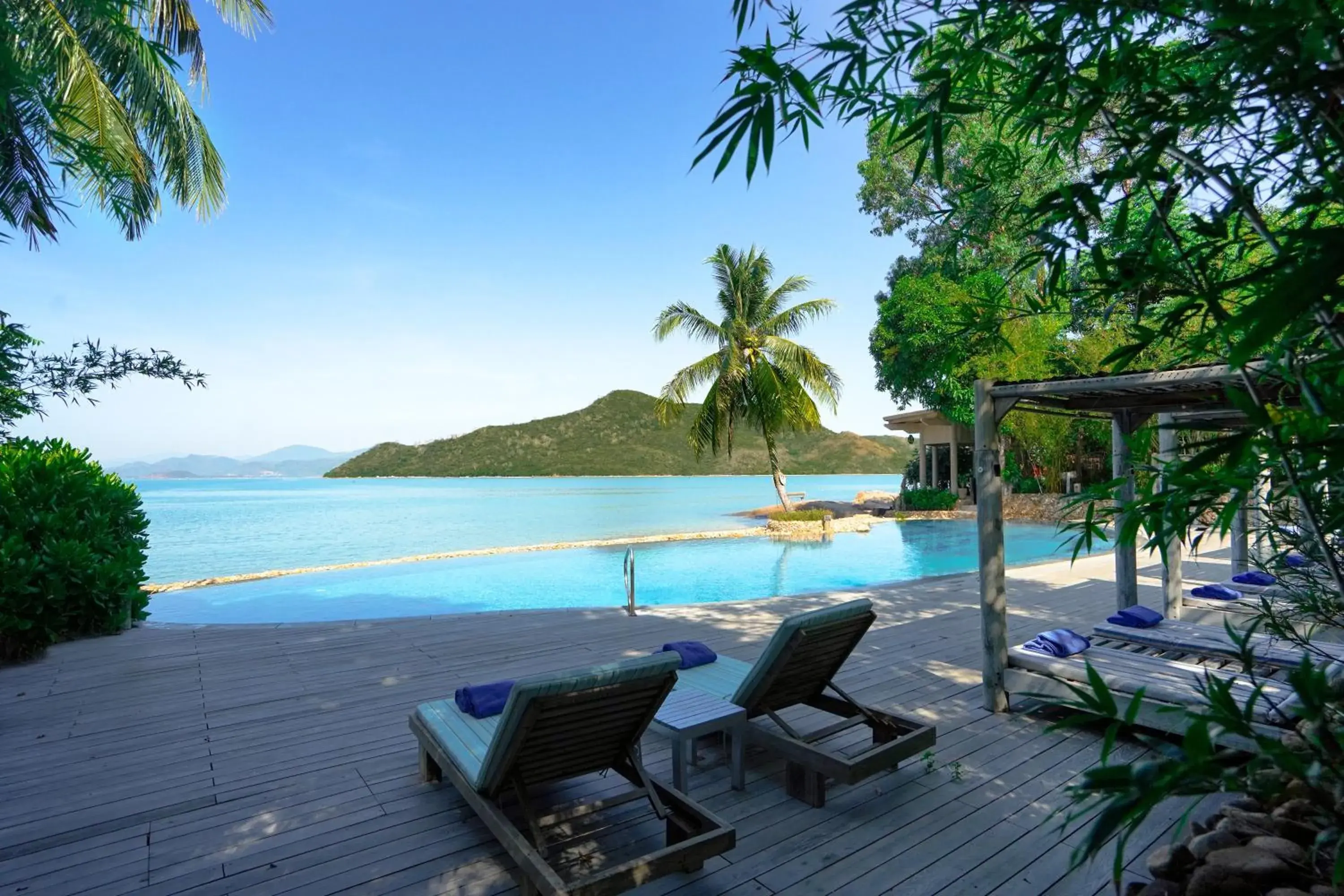 Swimming pool in An Lam Retreats Ninh Van Bay Swimming pool in An Lam Retreats Ninh Van Bay