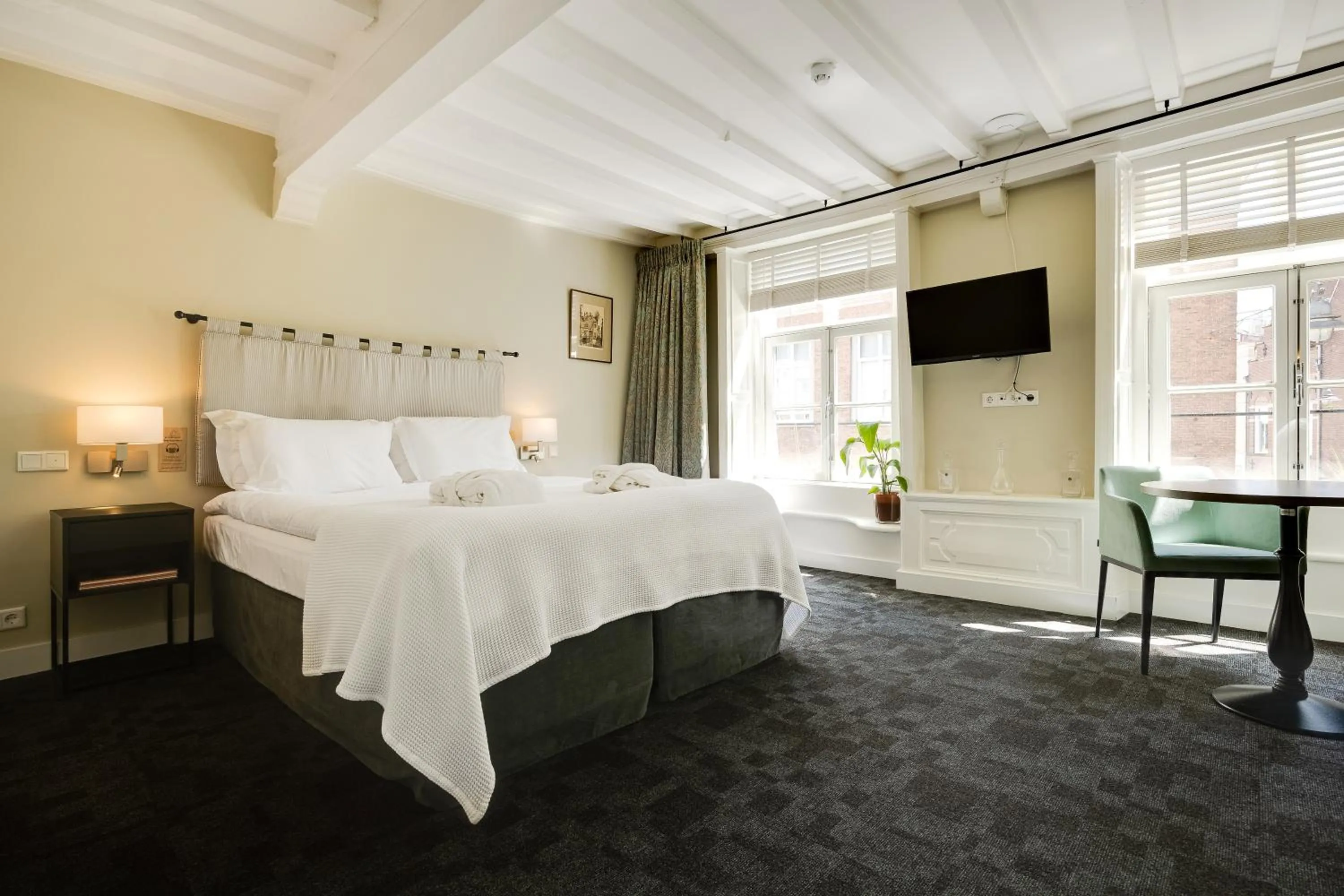 Bed in Uylenhof Hotel