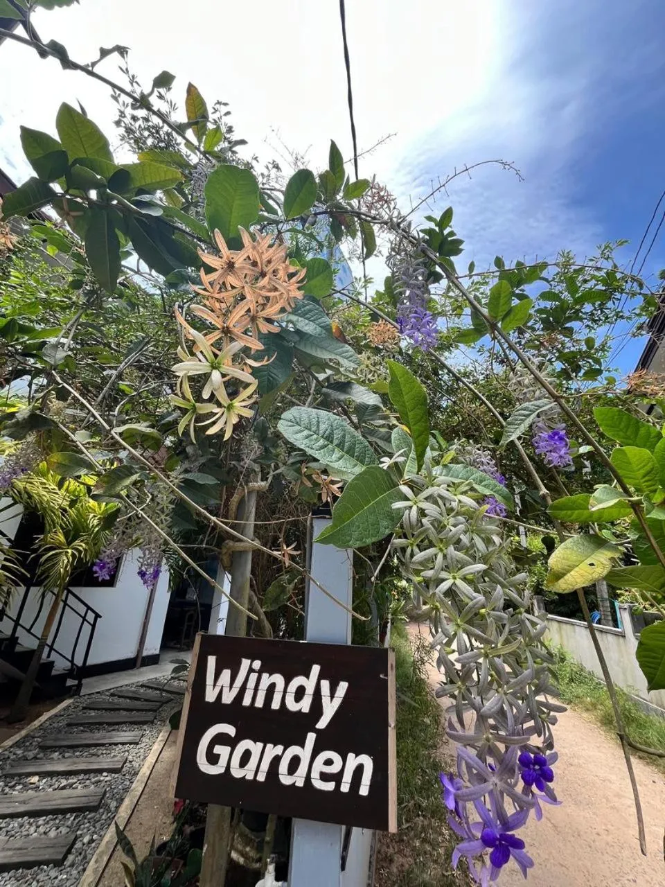 Facade/entrance in Windy Garden