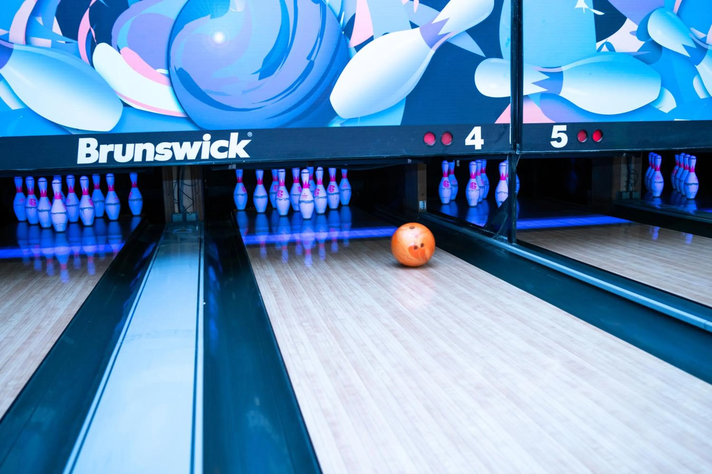 Bowling in Hotel Carmen