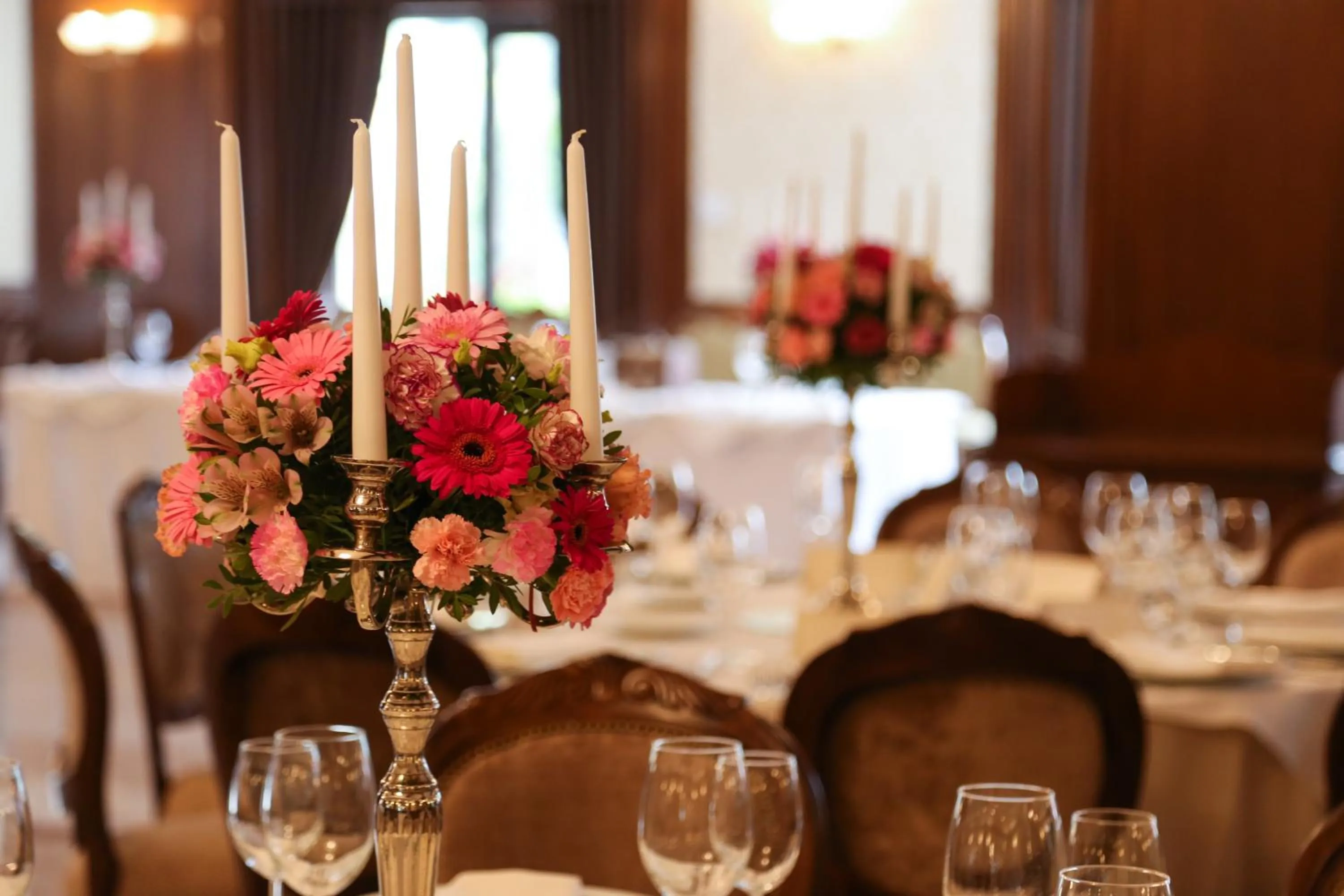 Restaurant/places to eat in Hotel Carmen