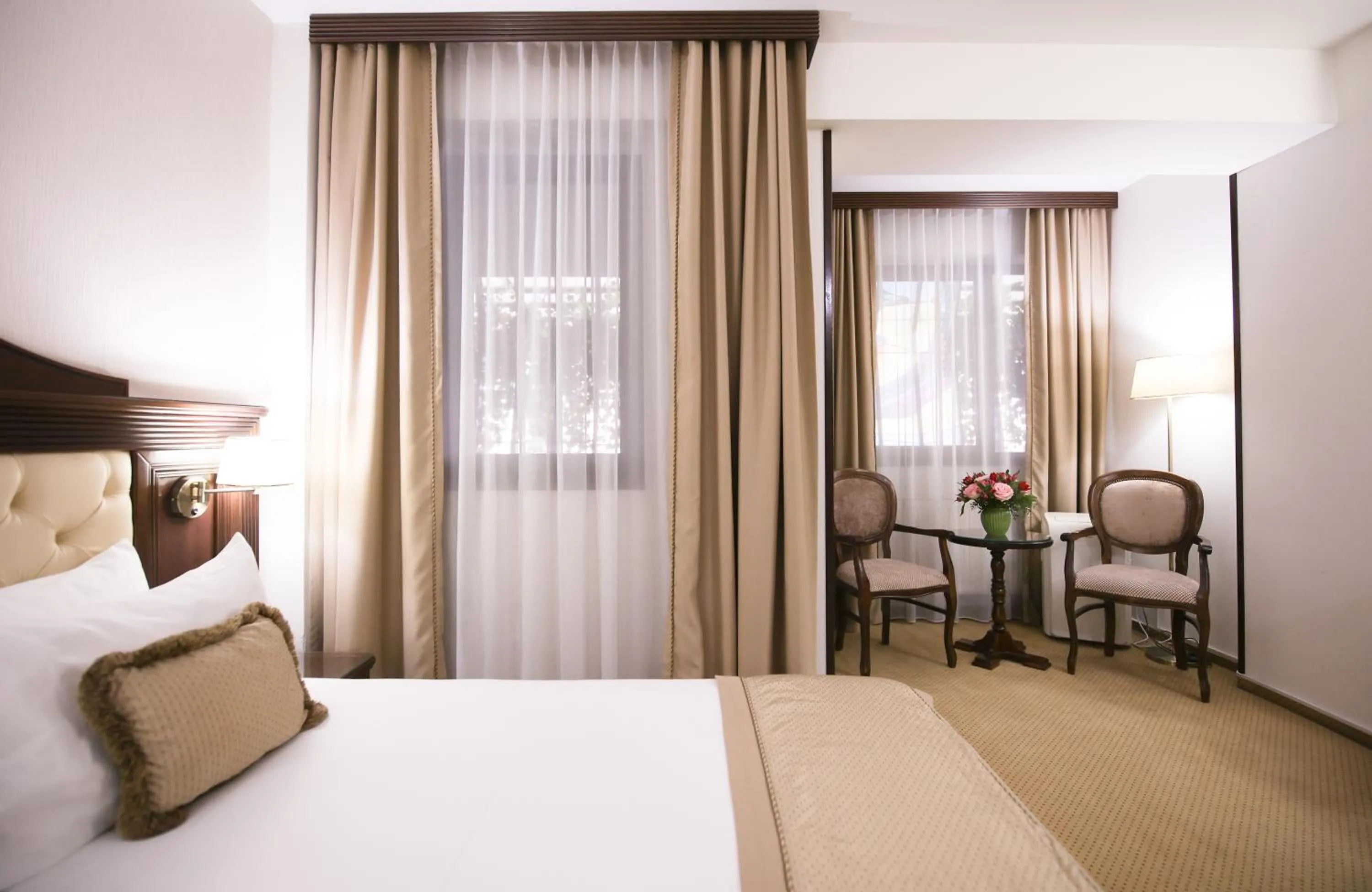 Bedroom, Bed in Hotel Carmen