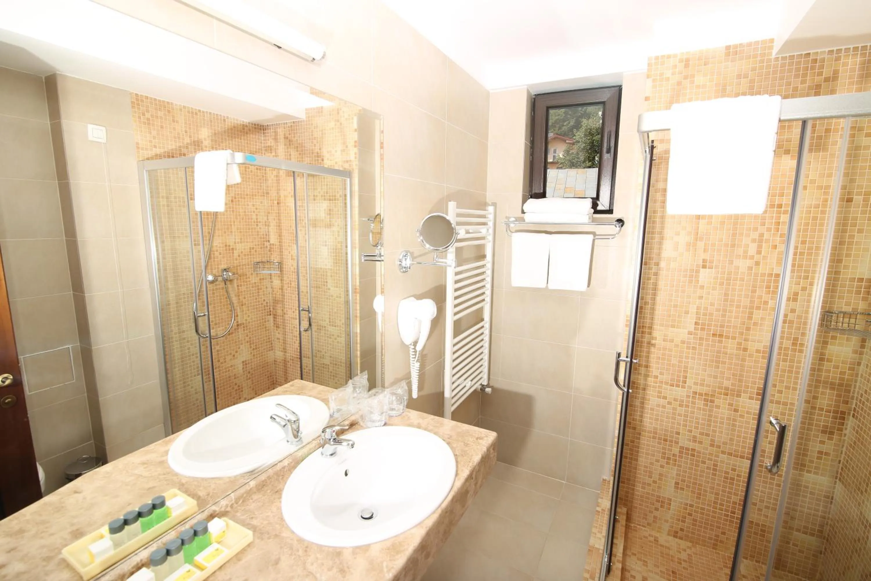 Photo of the whole room in Hotel Carmen