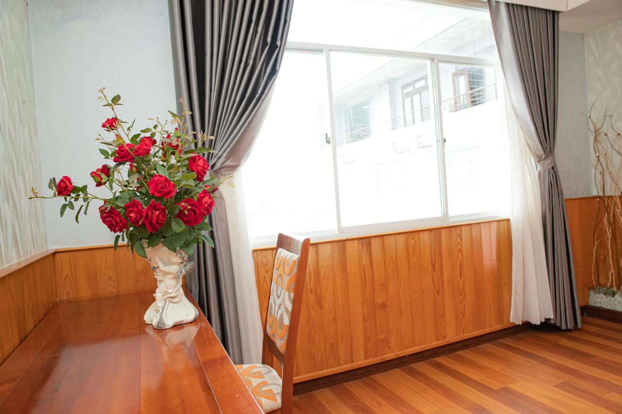 Seating area in Tre Xanh Hotel