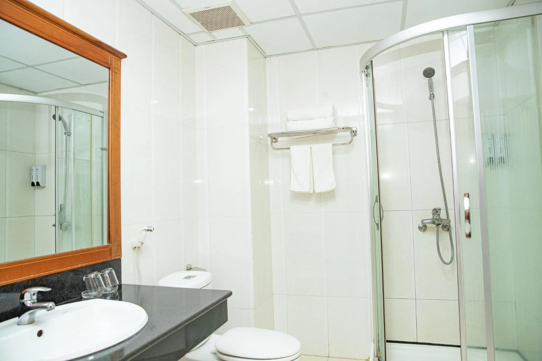 Toilet in Tre Xanh Hotel