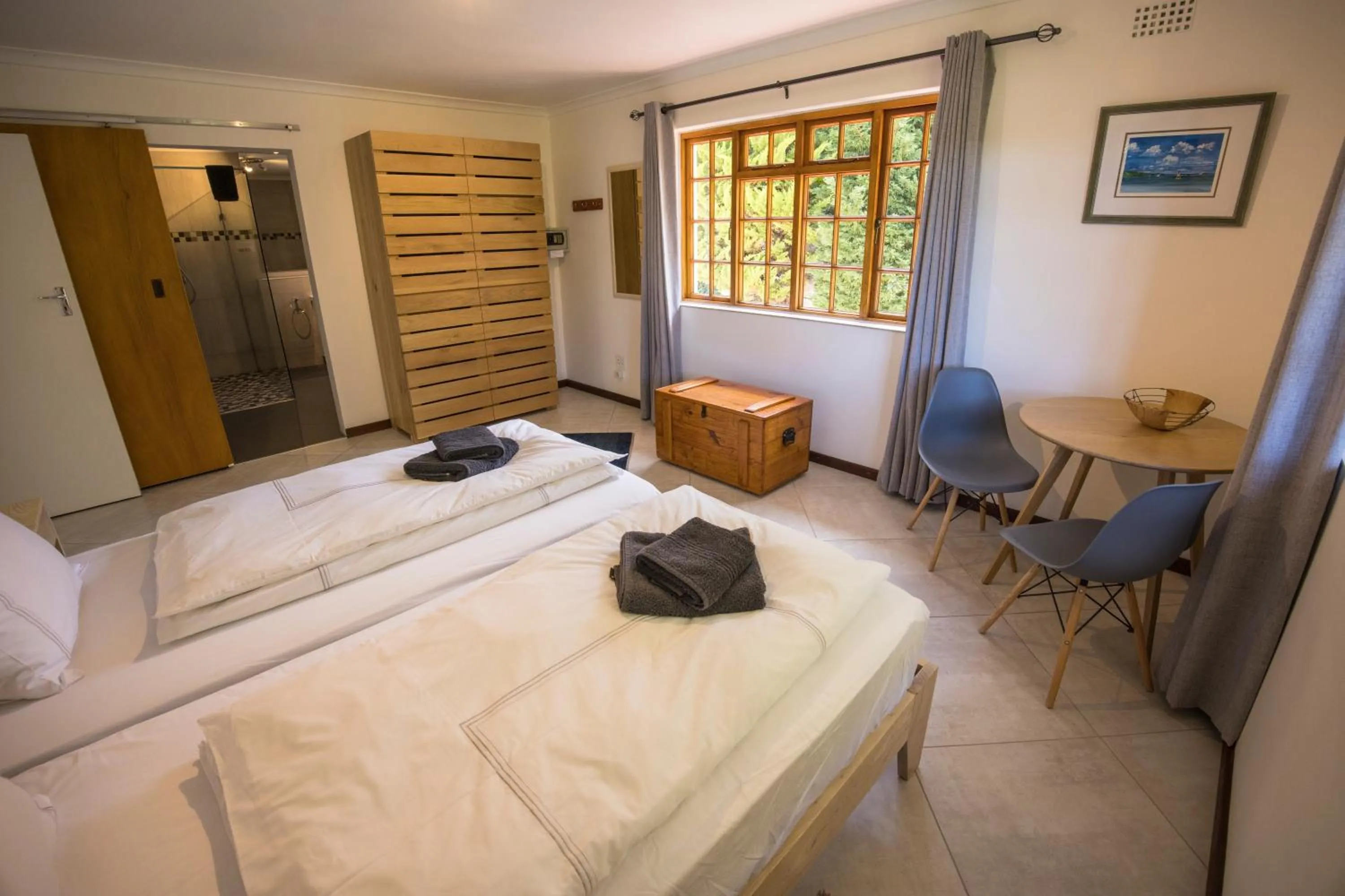 Bed in Hout Bay Lodge
