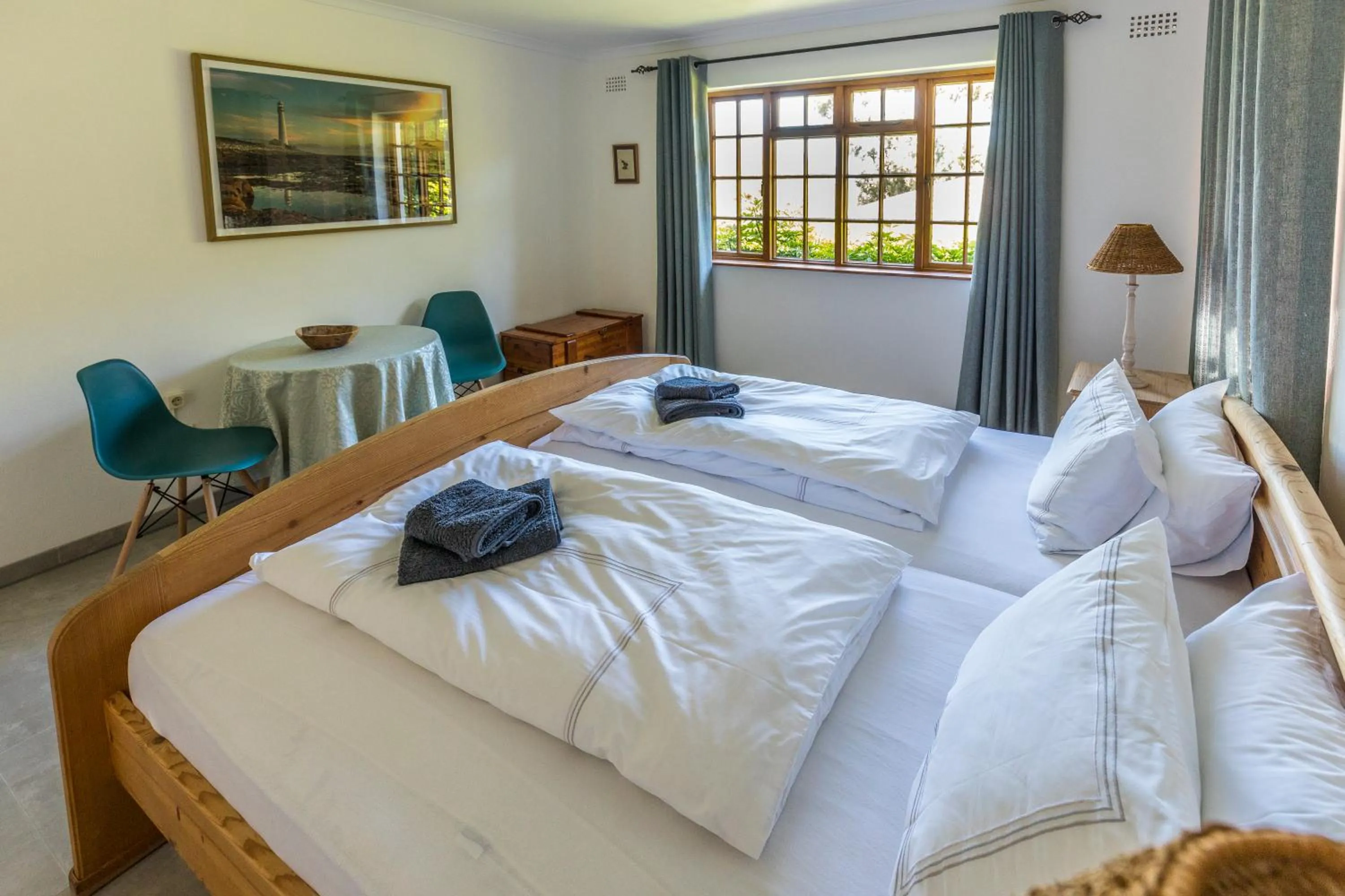 Bedroom, Bed in Hout Bay Lodge