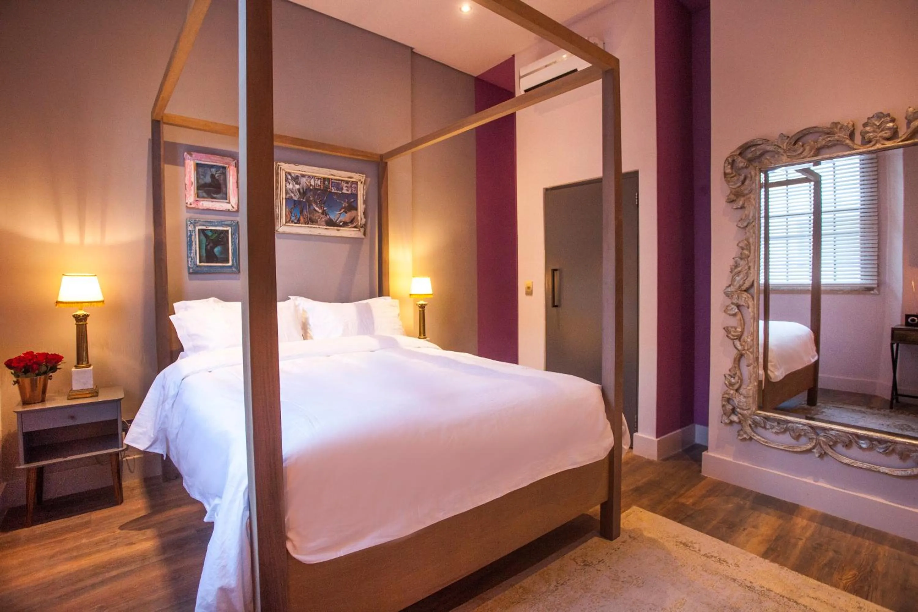 Bedroom, Bed in The Grey Hotel