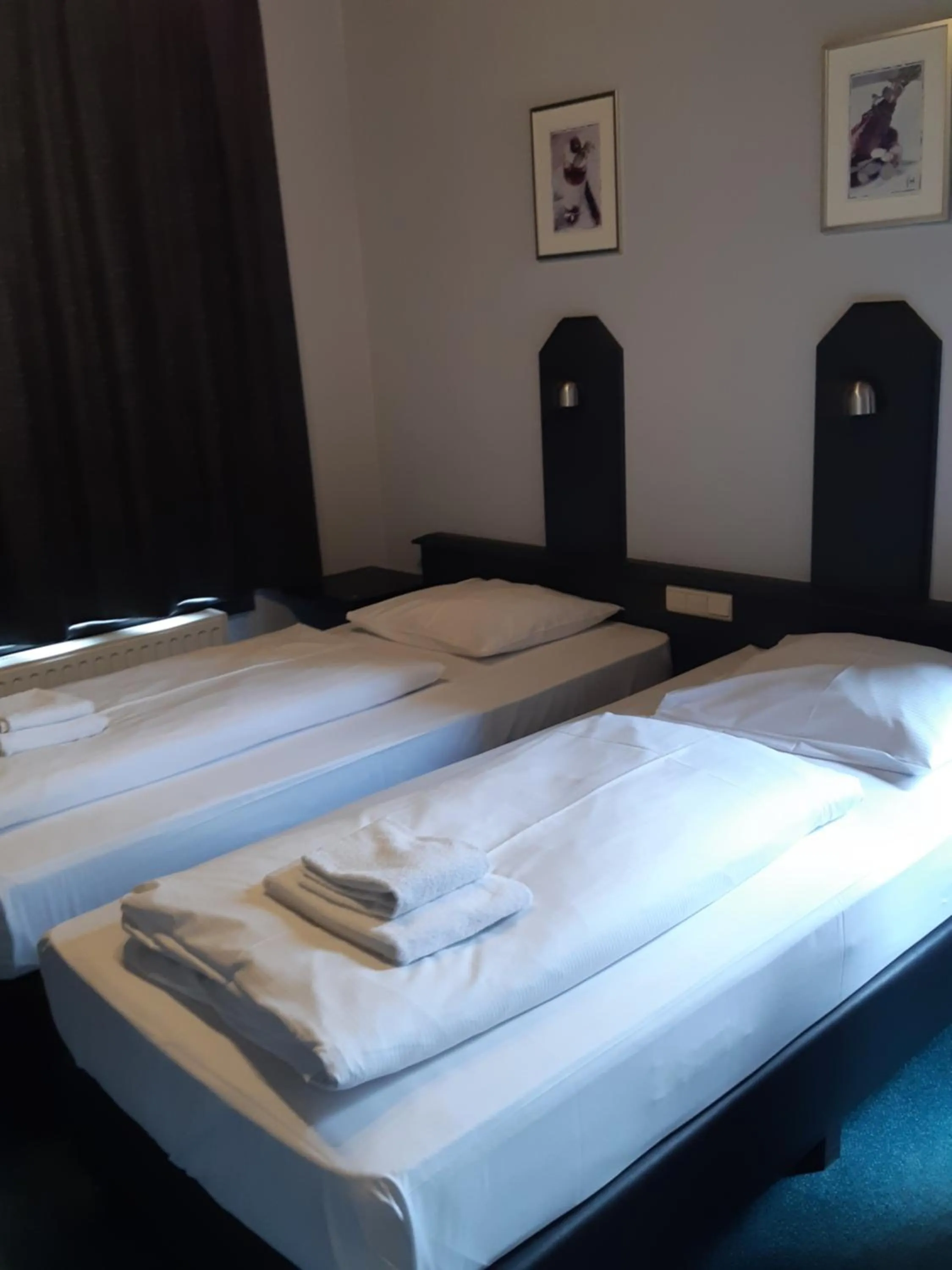 Bedroom, Bed in RAVeL Hotel Cyrano