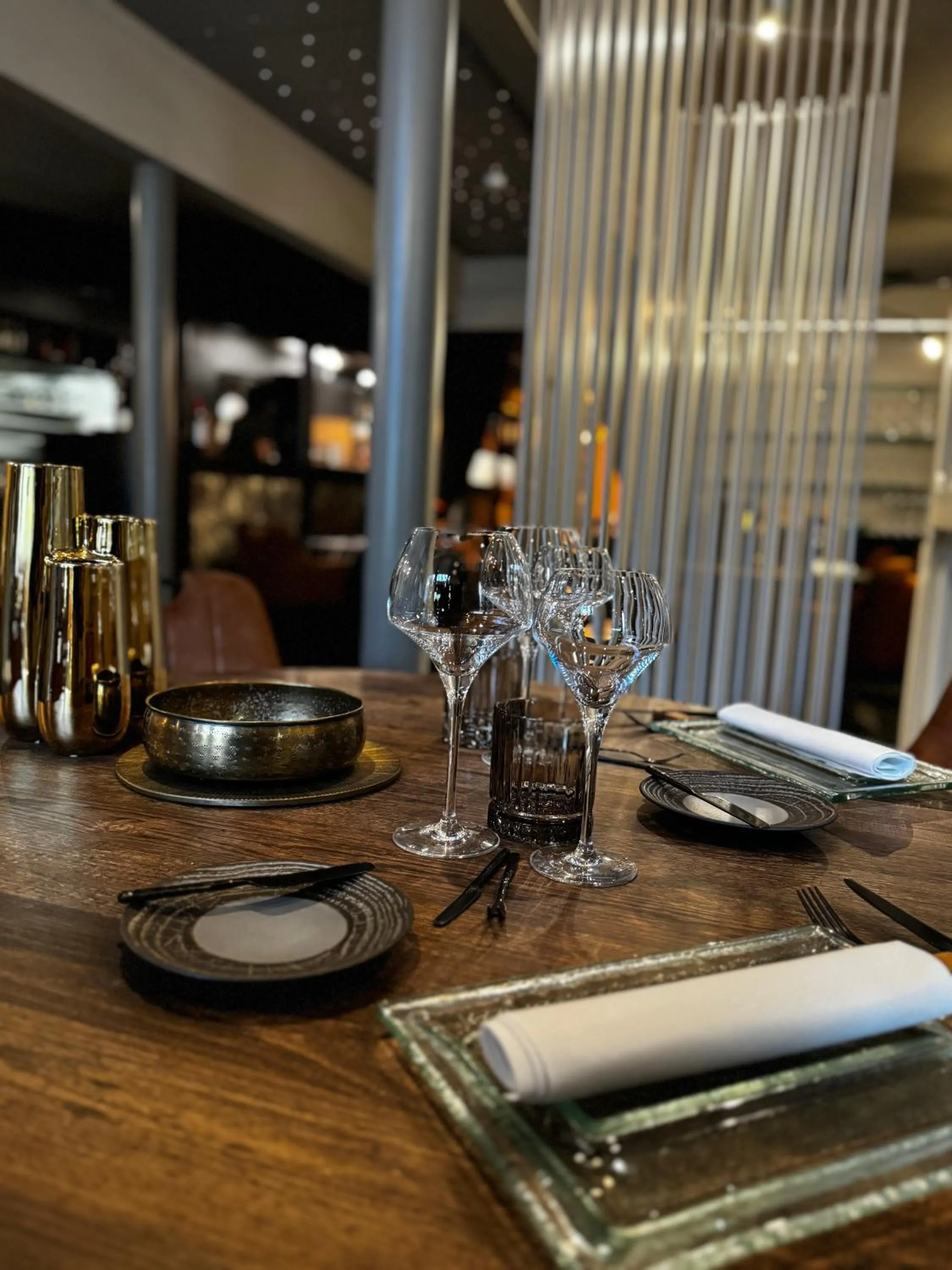 Restaurant/places to eat in RAVeL Hotel Cyrano