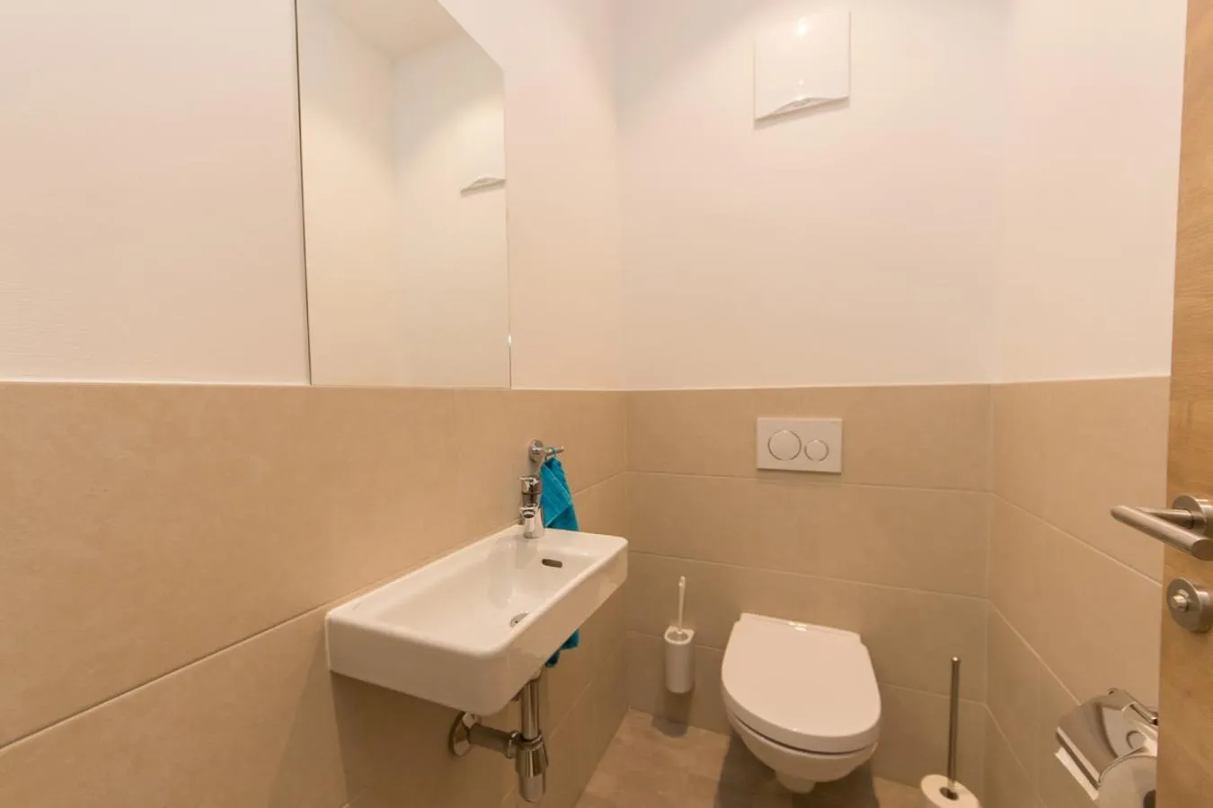 Toilet in Ferienhaus Hohenwarter