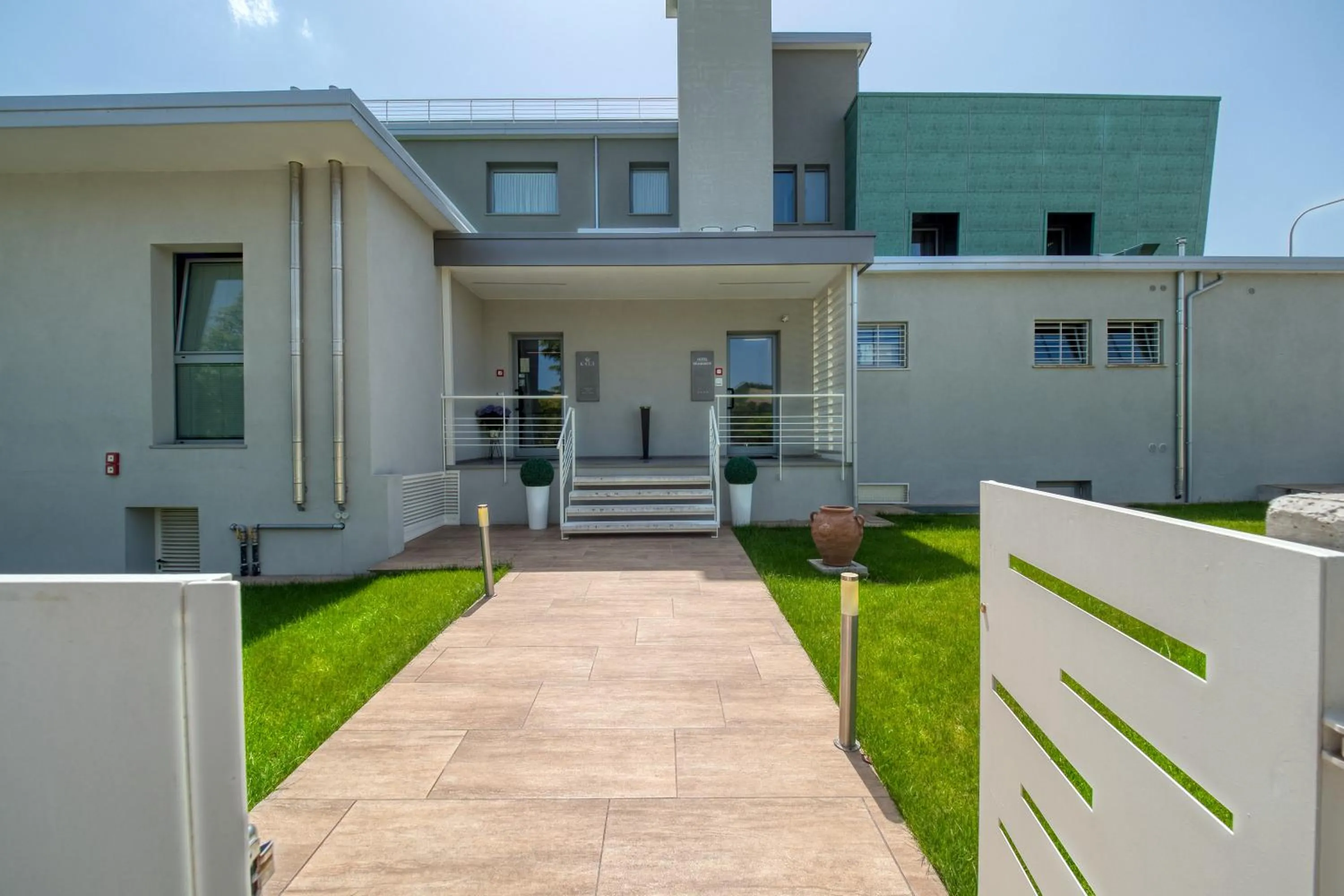 Property building in Boutique Hotel Bramante & SPA