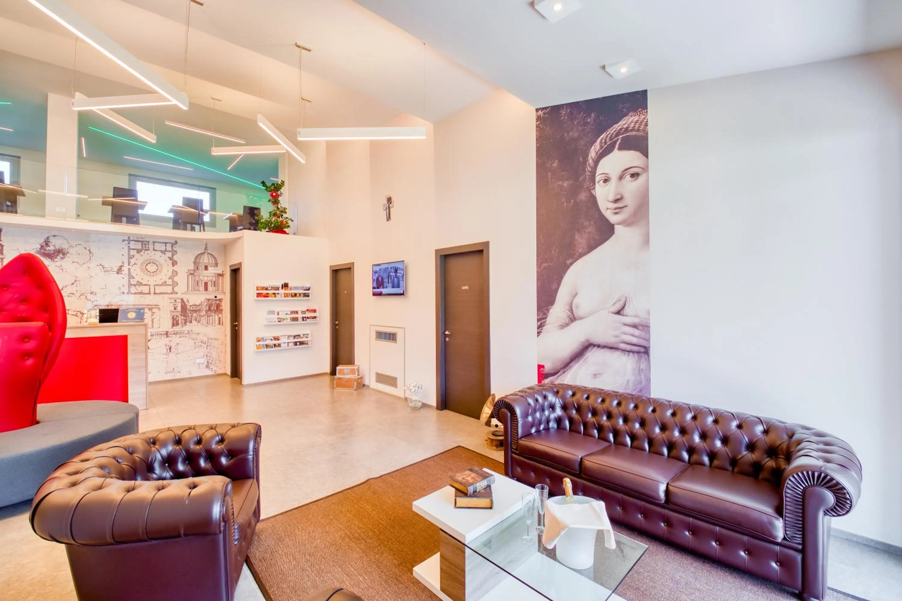 Communal lounge/ TV room in Boutique Hotel Bramante & SPA