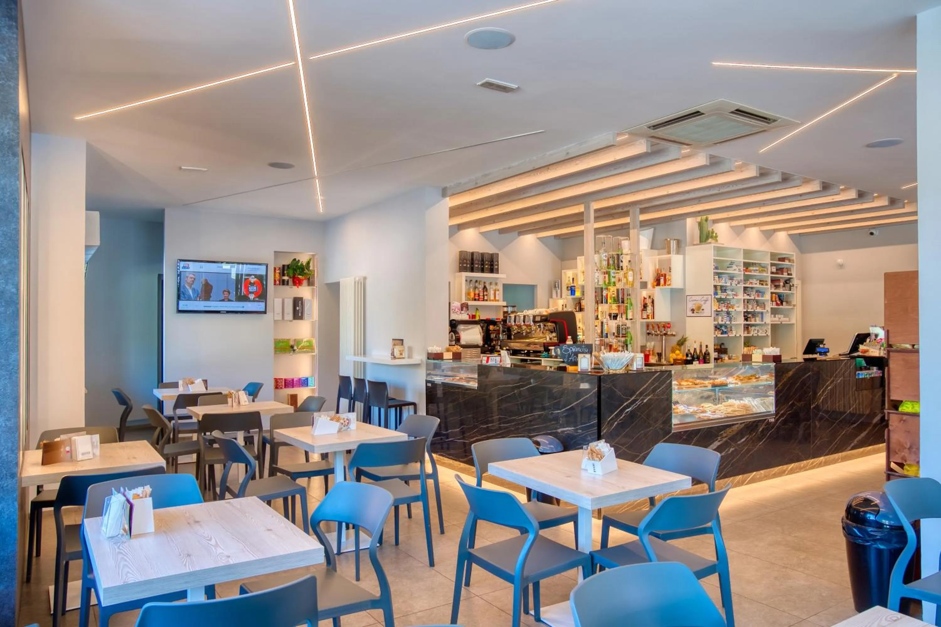 Restaurant/places to eat in Boutique Hotel Bramante & SPA