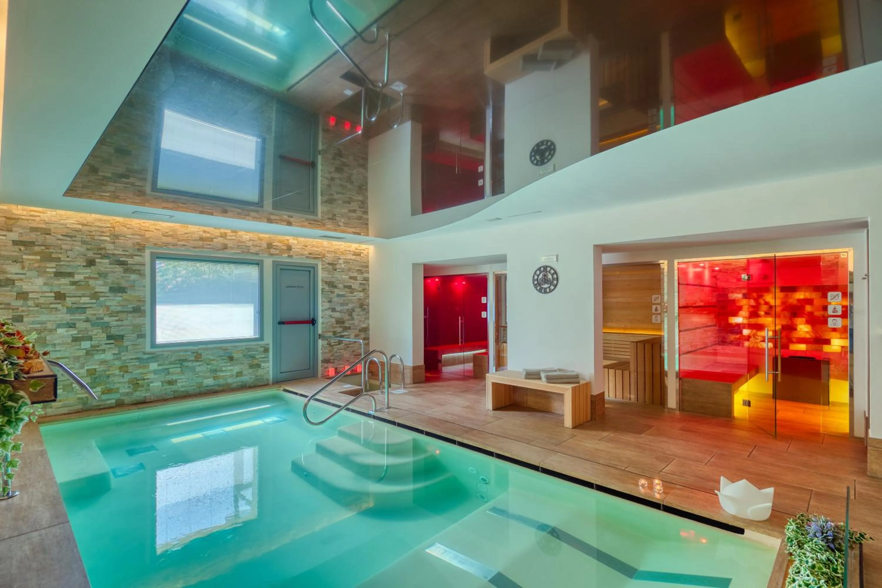 Spa and wellness centre/facilities in Boutique Hotel Bramante & SPA