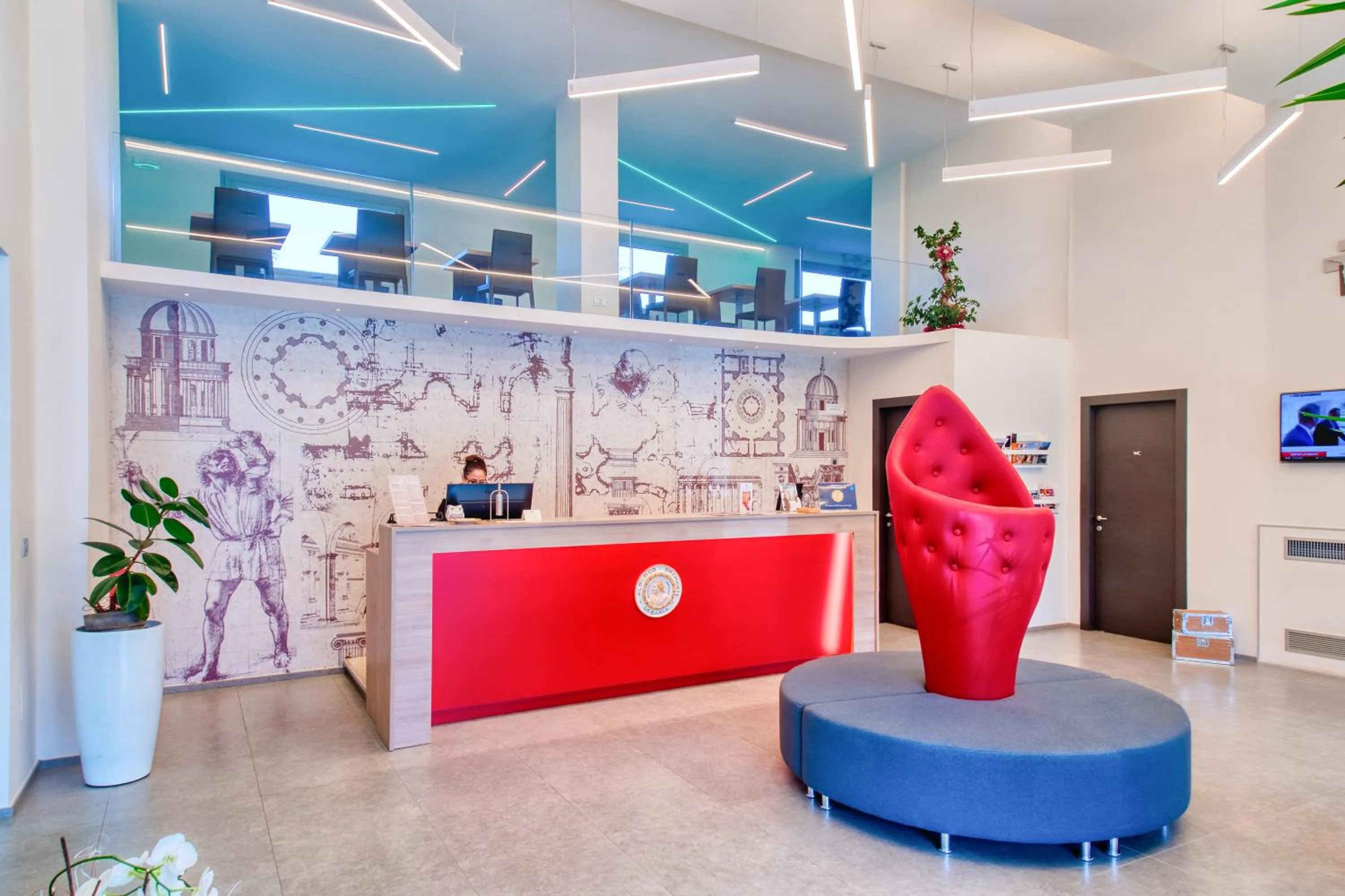 Lobby or reception in Boutique Hotel Bramante & SPA